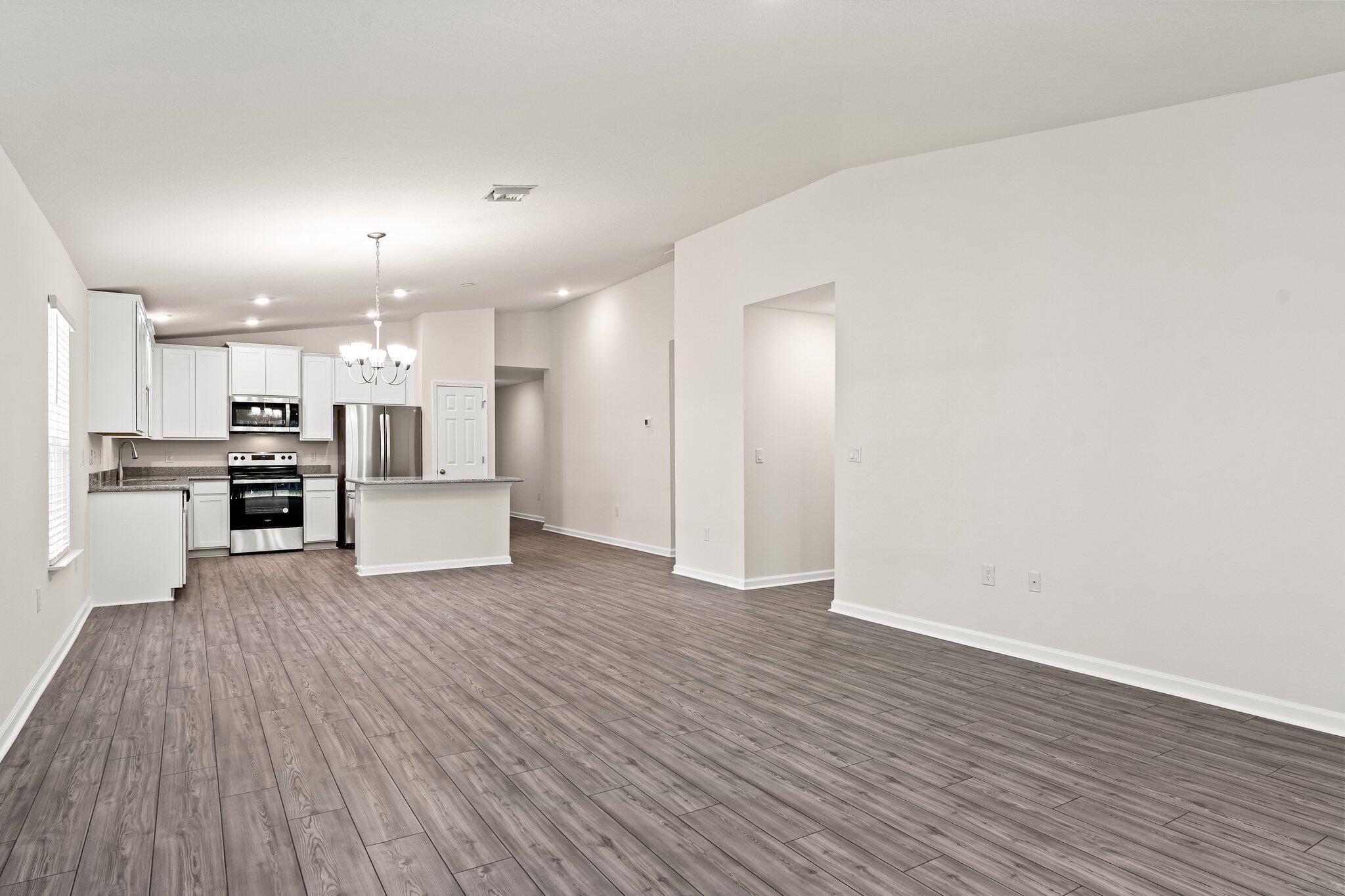 RIVERWALK PH I - Residential Lease