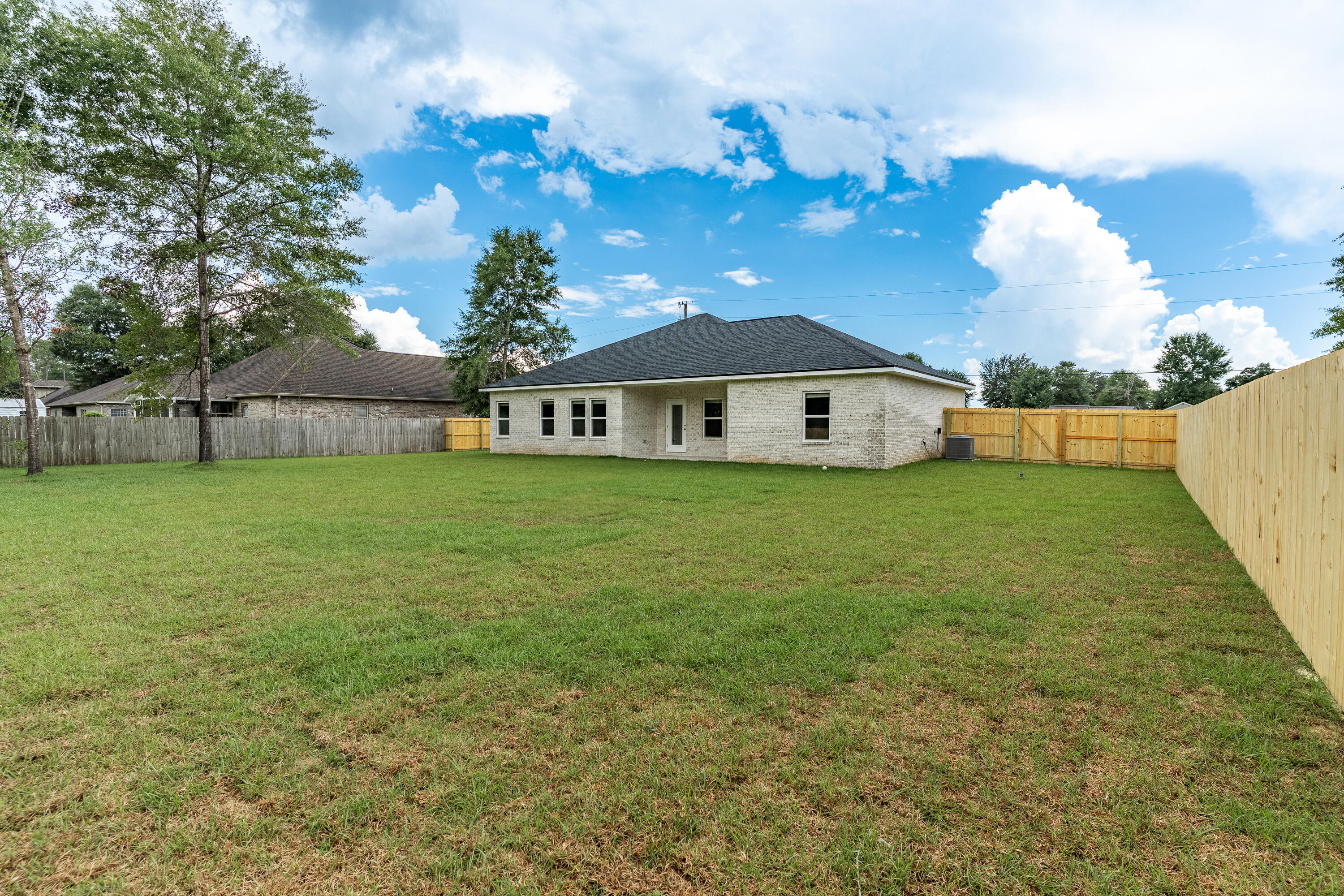 BRIDLE WOOD EST PH I - Residential