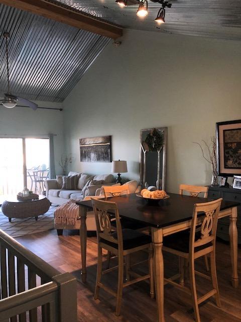 CLIPPER COVE T/H - Residential
