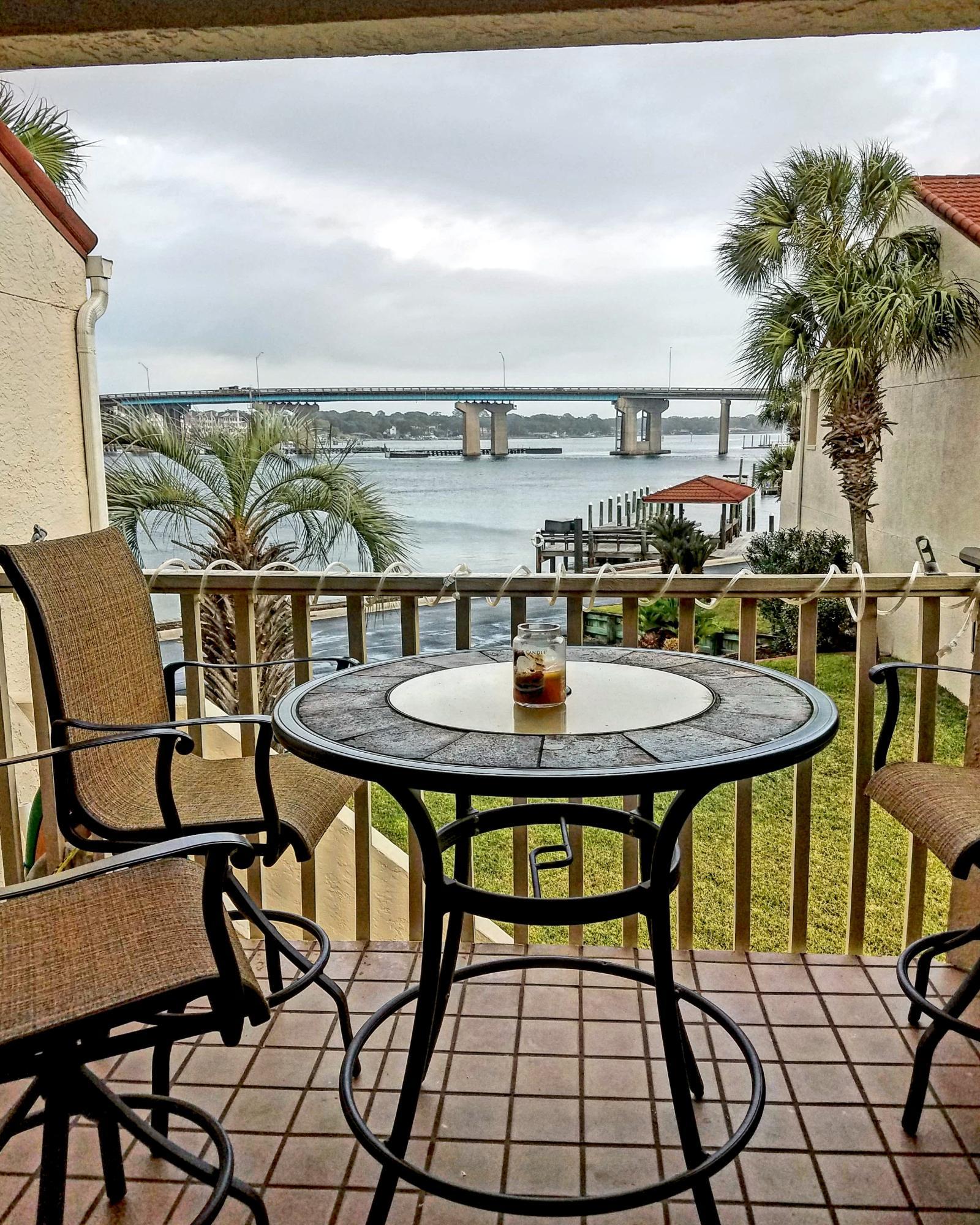 CLIPPER COVE T/H - Residential