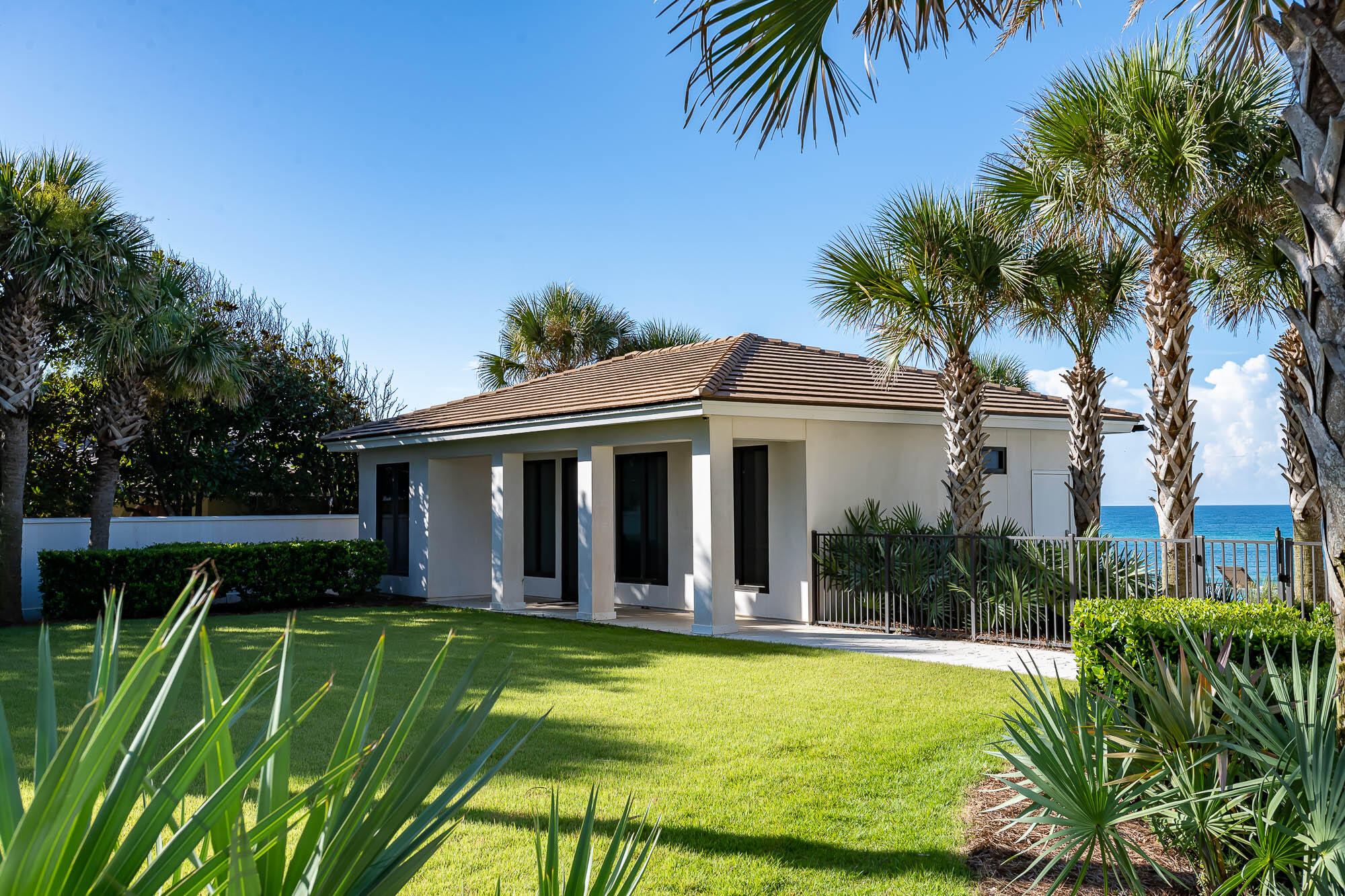 PELICAN POINTE AT CAMP CREEK - Residential