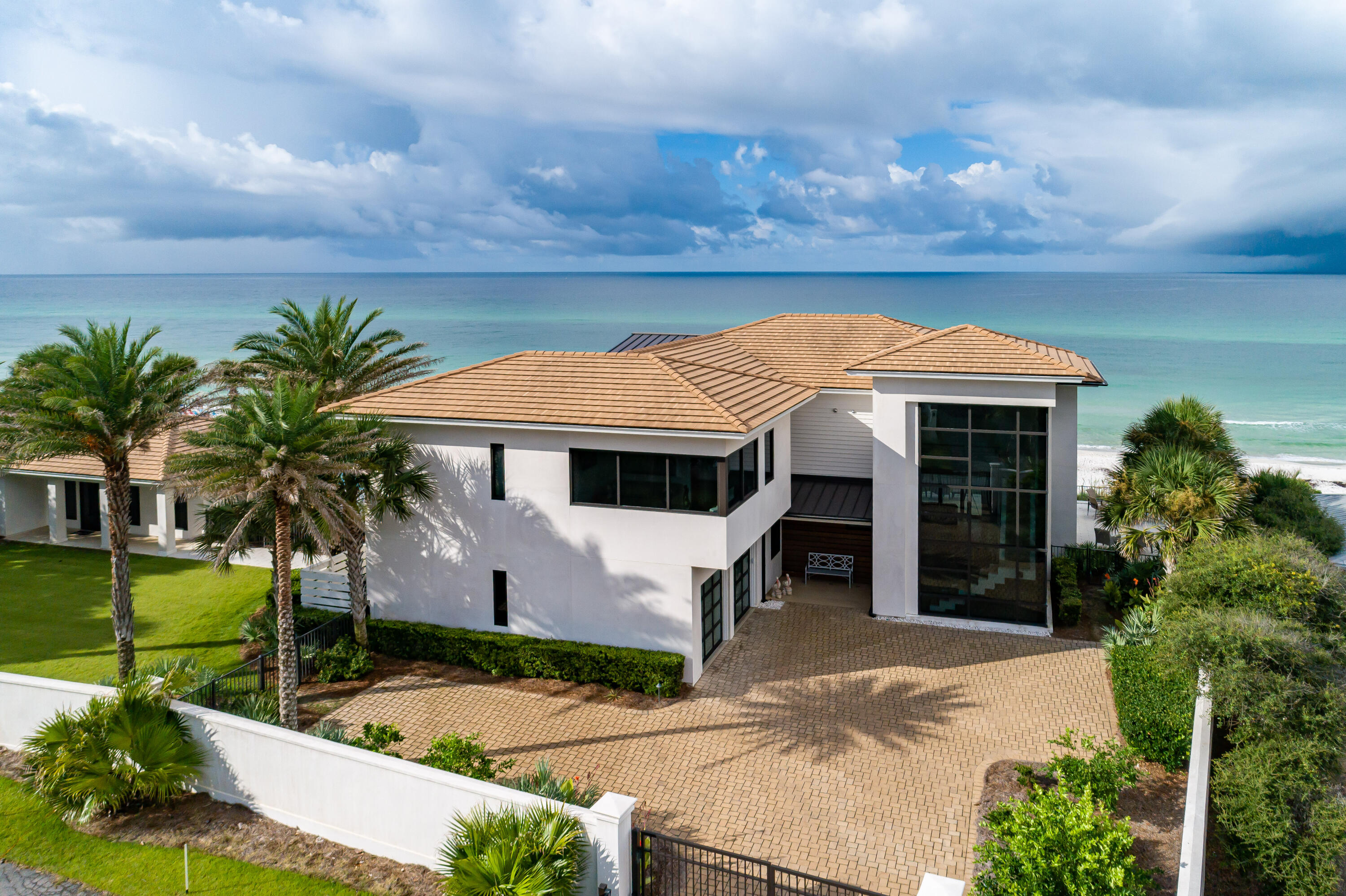 PELICAN POINTE AT CAMP CREEK - Residential