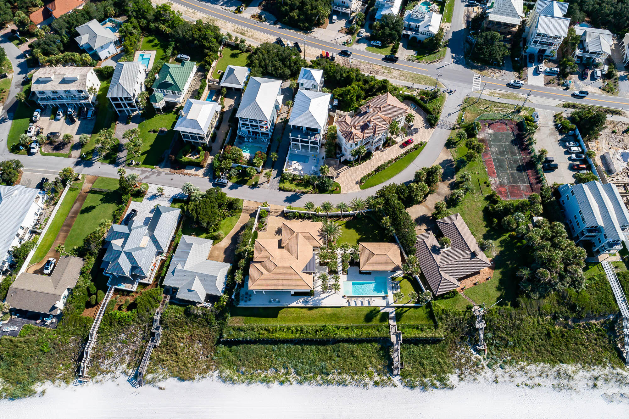 PELICAN POINTE AT CAMP CREEK - Residential