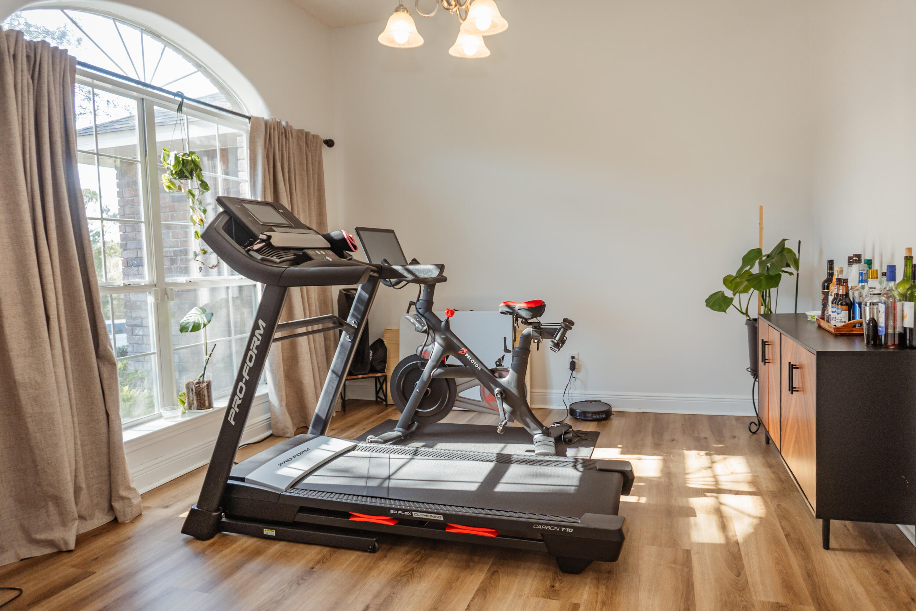 FOX VALLEY - Residential Lease