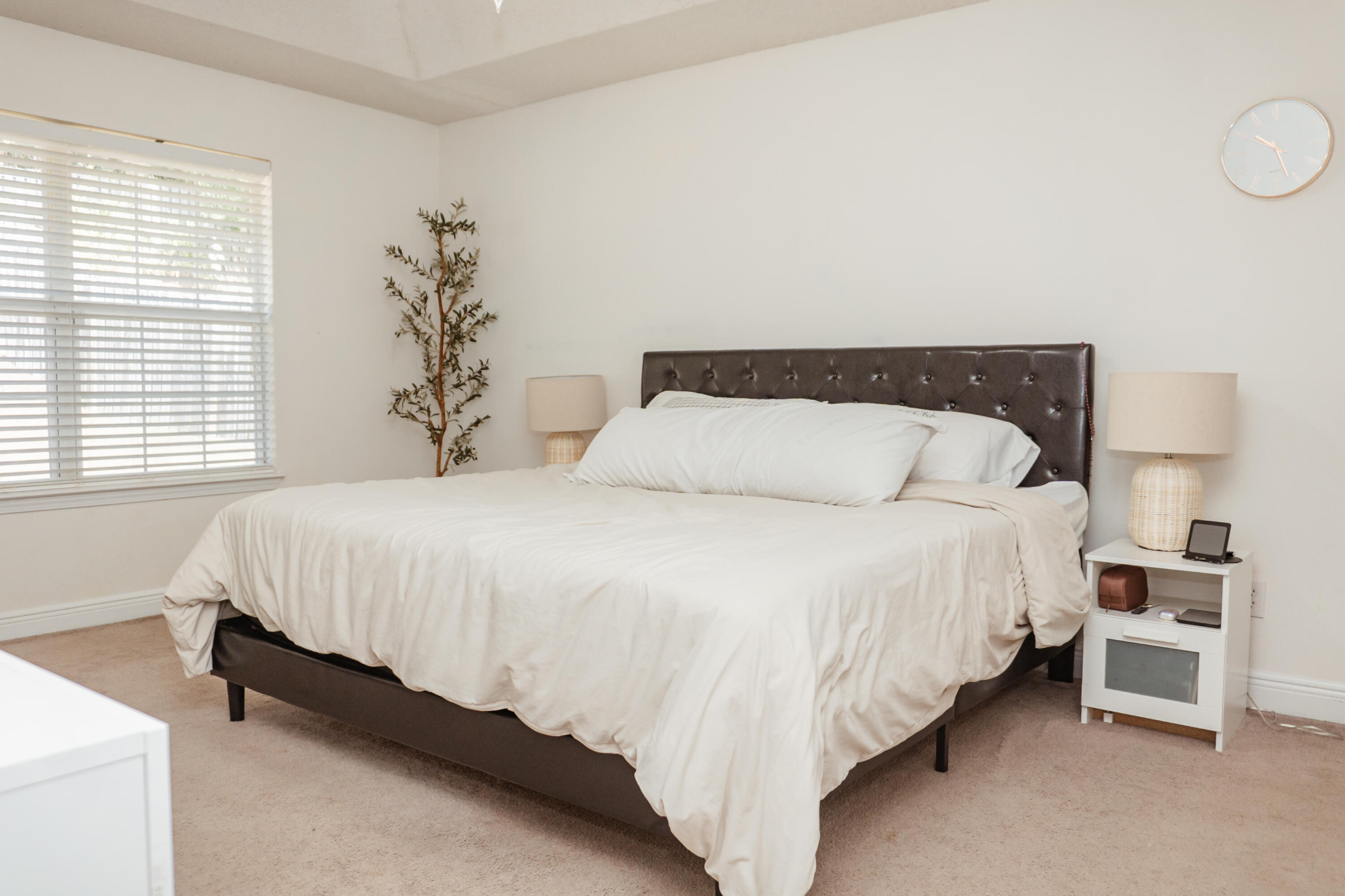 FOX VALLEY - Residential Lease