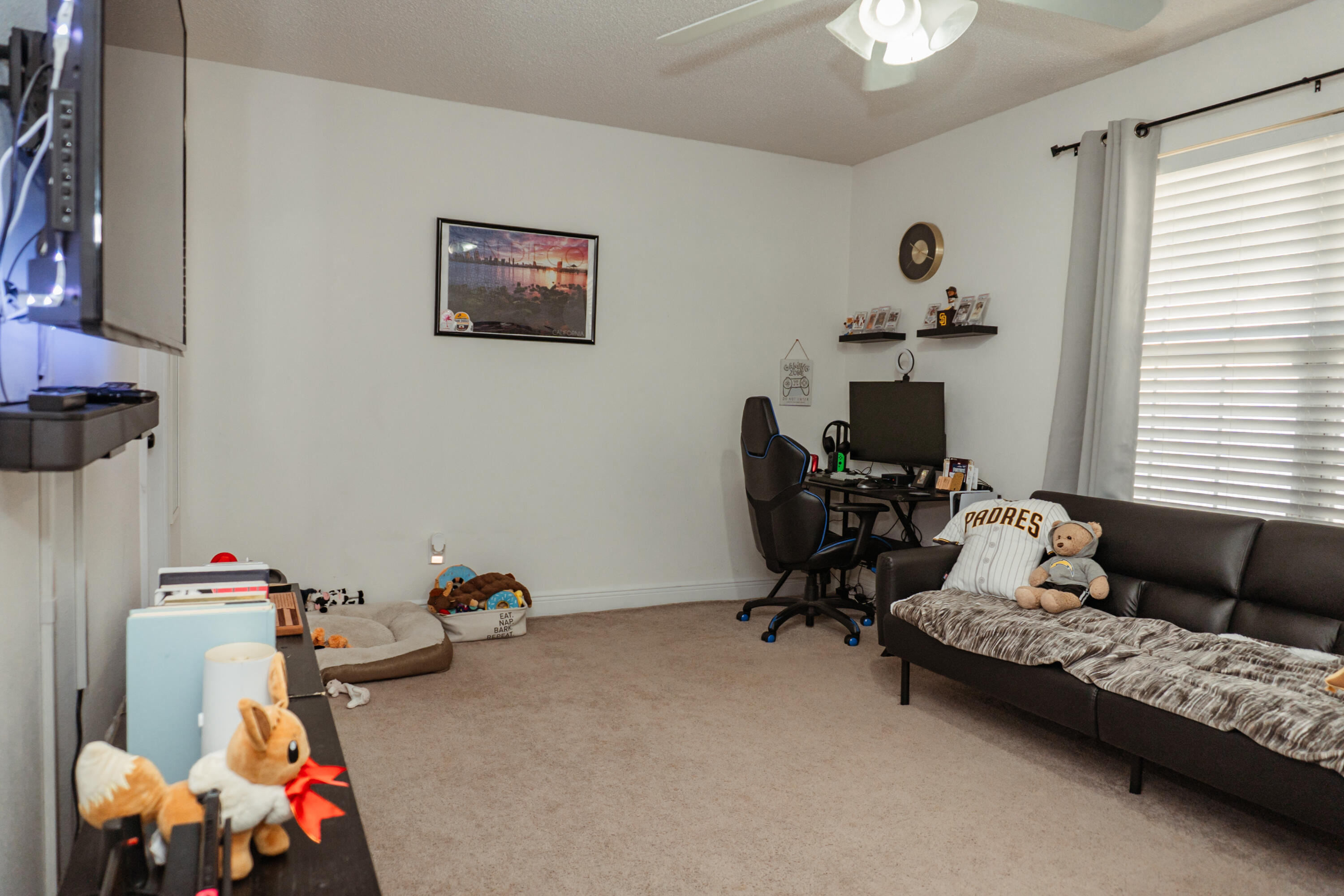 FOX VALLEY - Residential Lease