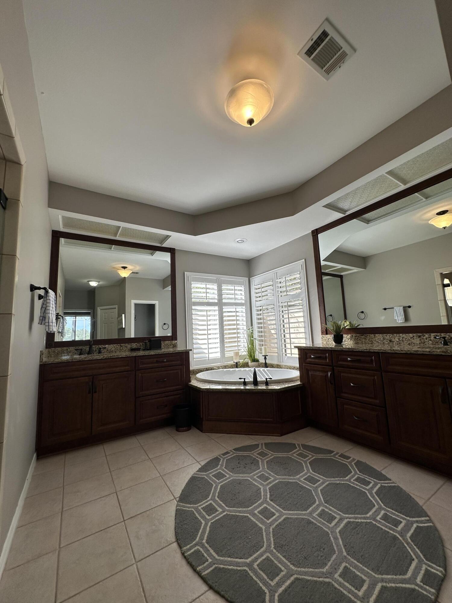 EMERALD BAY PH 1A - Residential