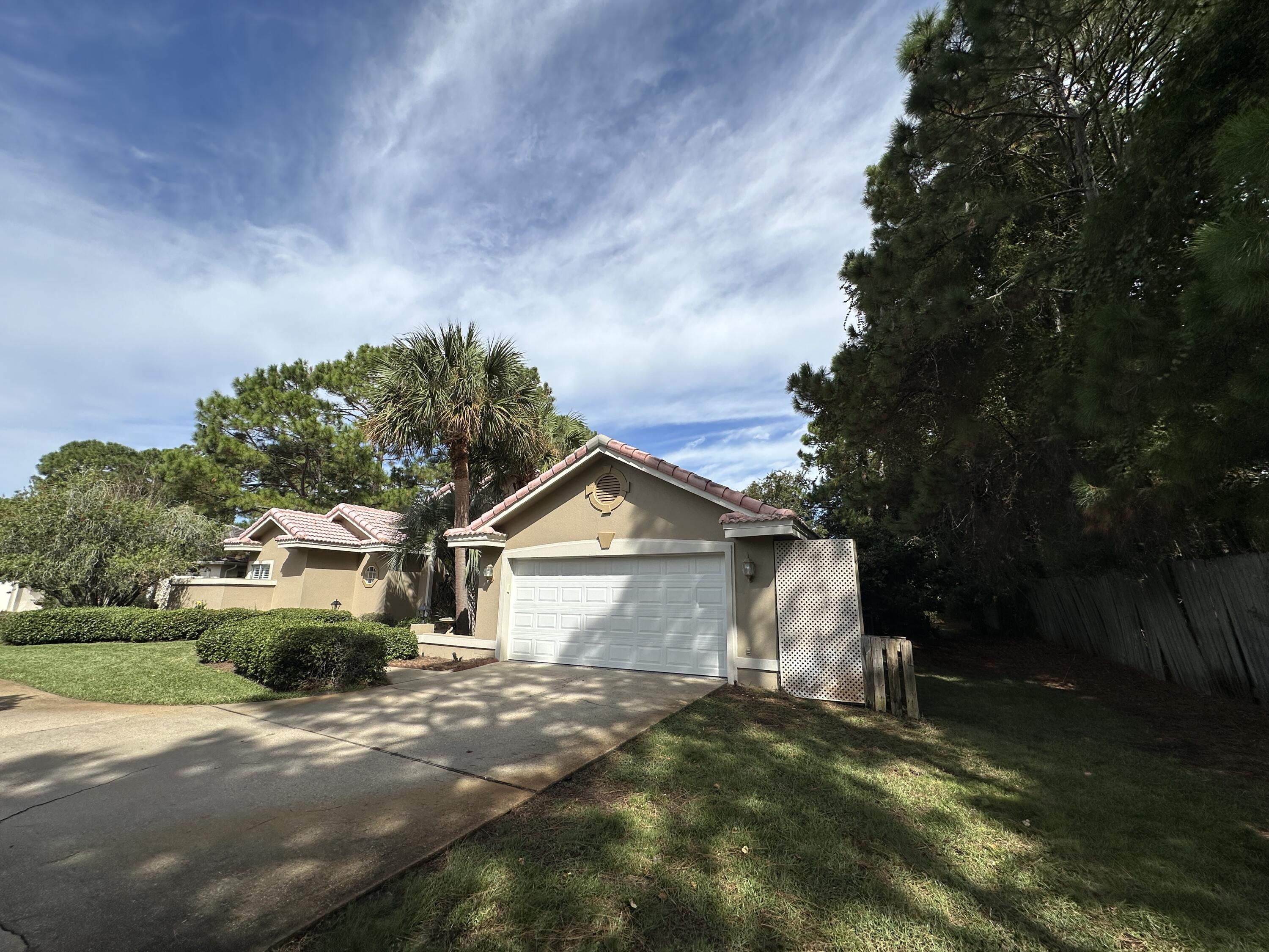 EMERALD BAY PH 1A - Residential