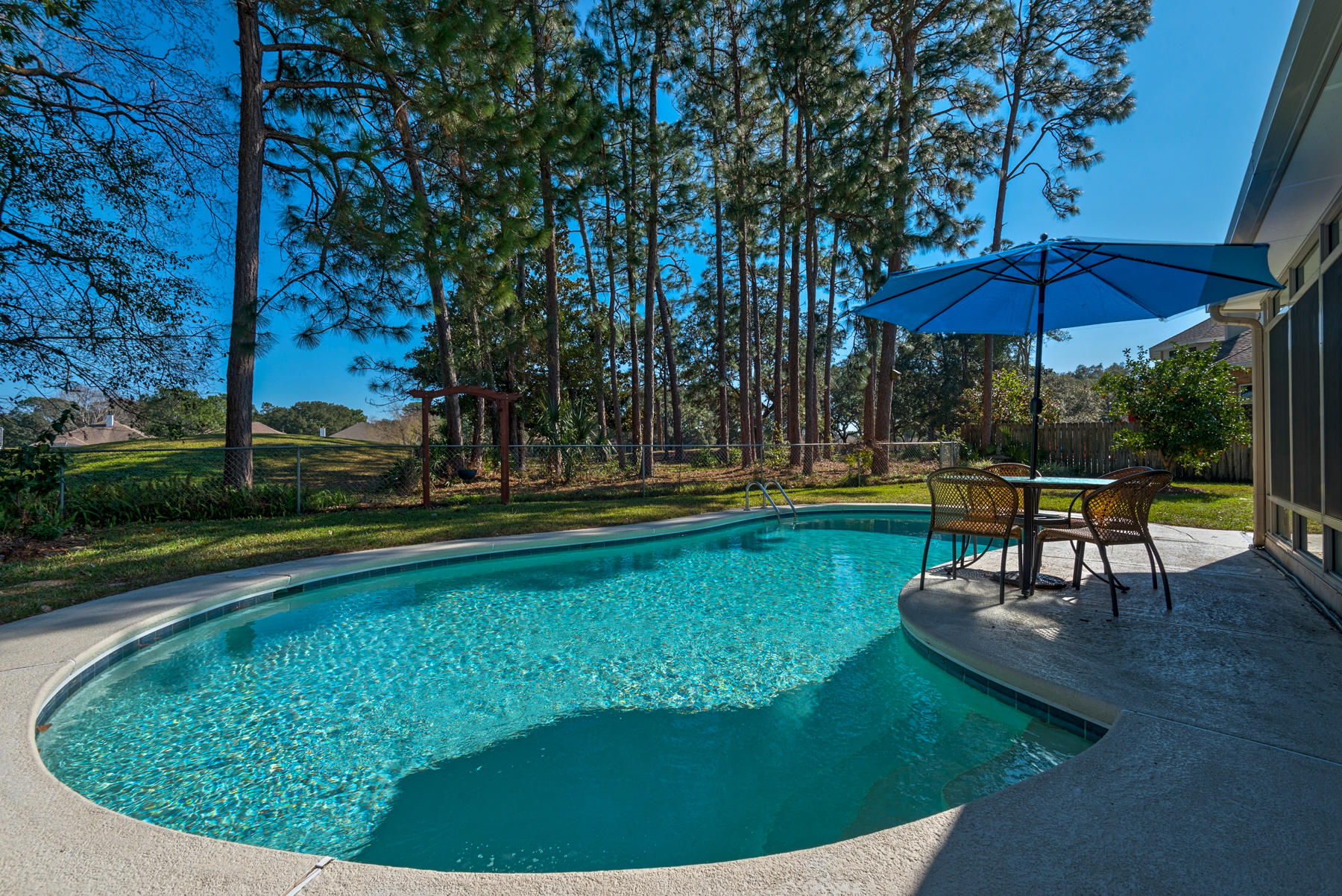 LAKE LORRAINE ESTATES 3 - Residential