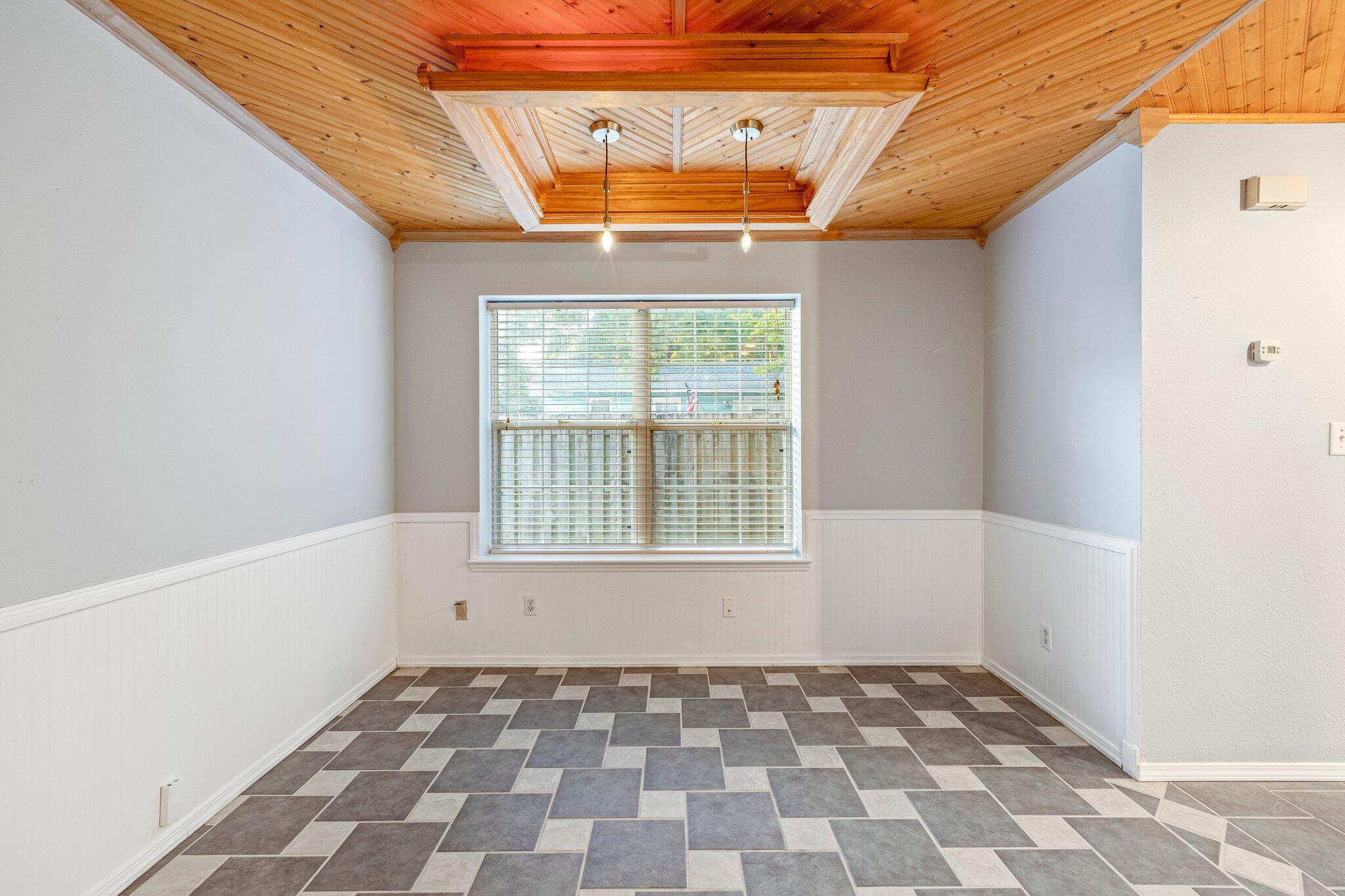 LLOYD & HETHERINGTON - Residential