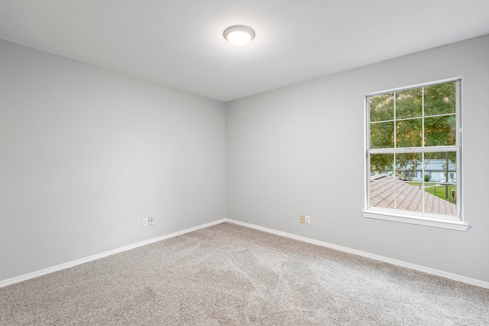 LLOYD & HETHERINGTON - Residential