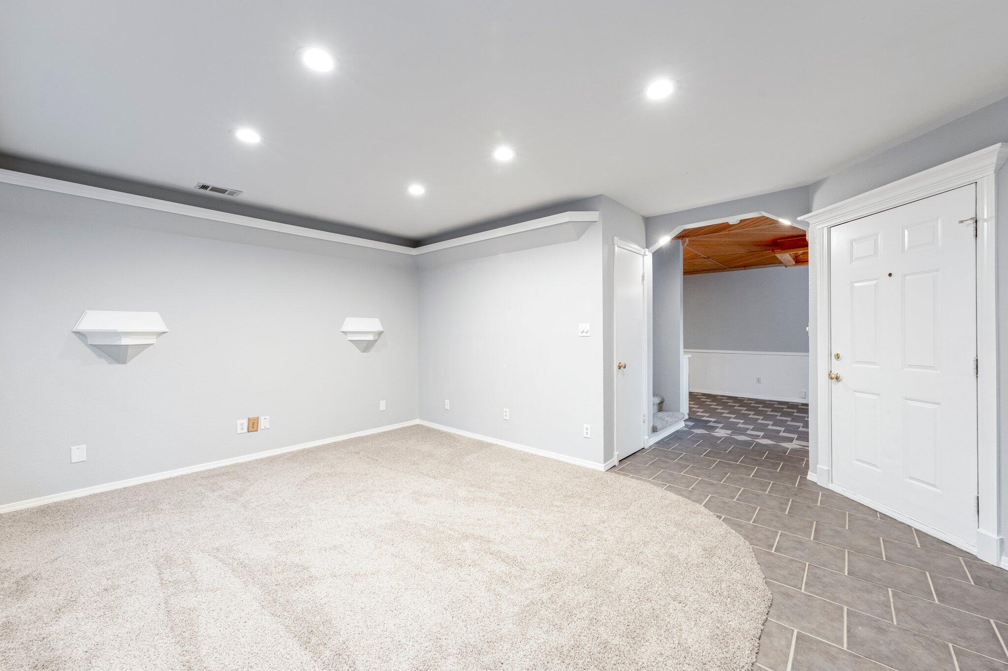 LLOYD & HETHERINGTON - Residential