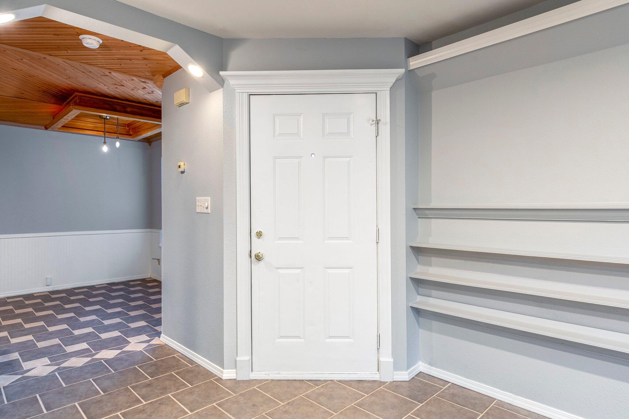 LLOYD & HETHERINGTON - Residential