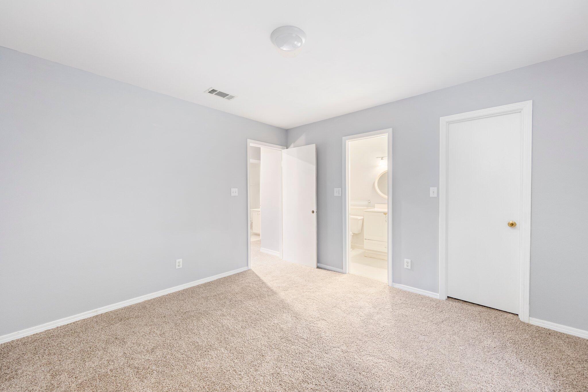 LLOYD & HETHERINGTON - Residential