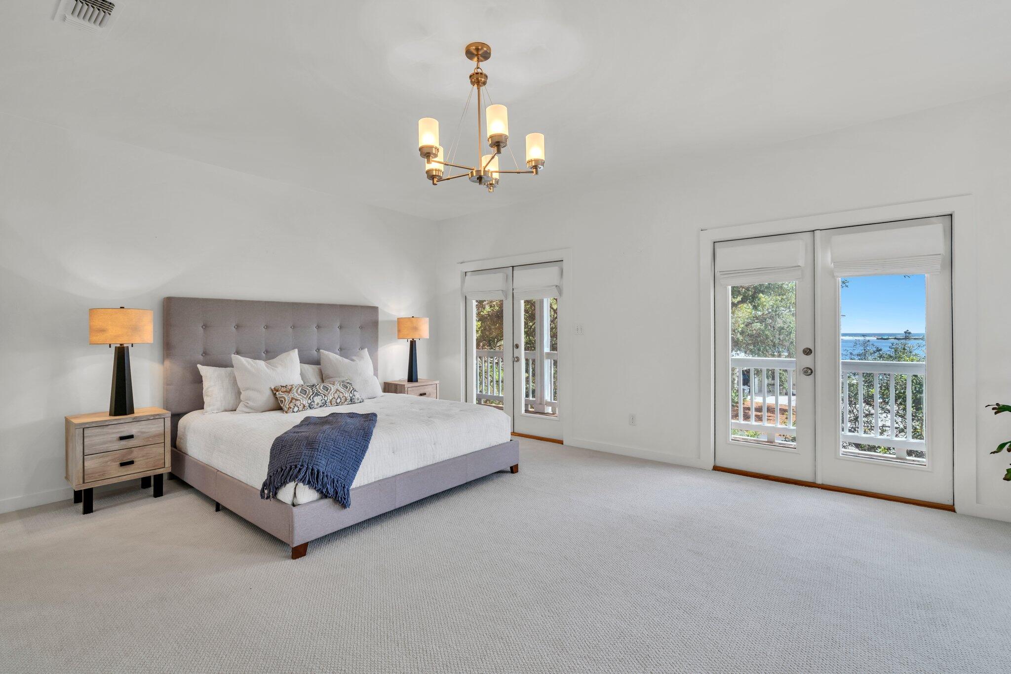 LAKEWOOD  POINTE ESTATES - Residential