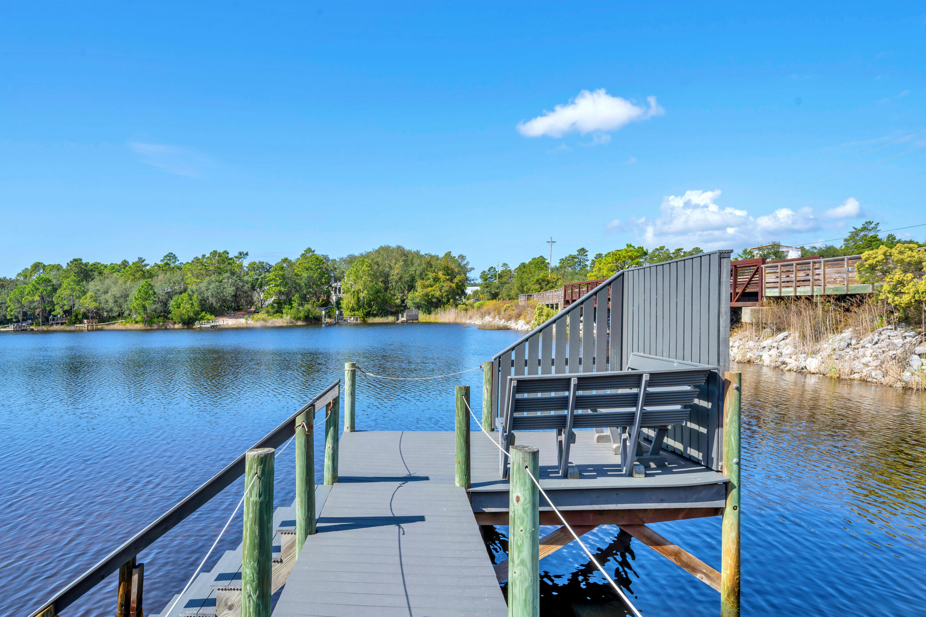 LAKEWOOD  POINTE ESTATES - Residential