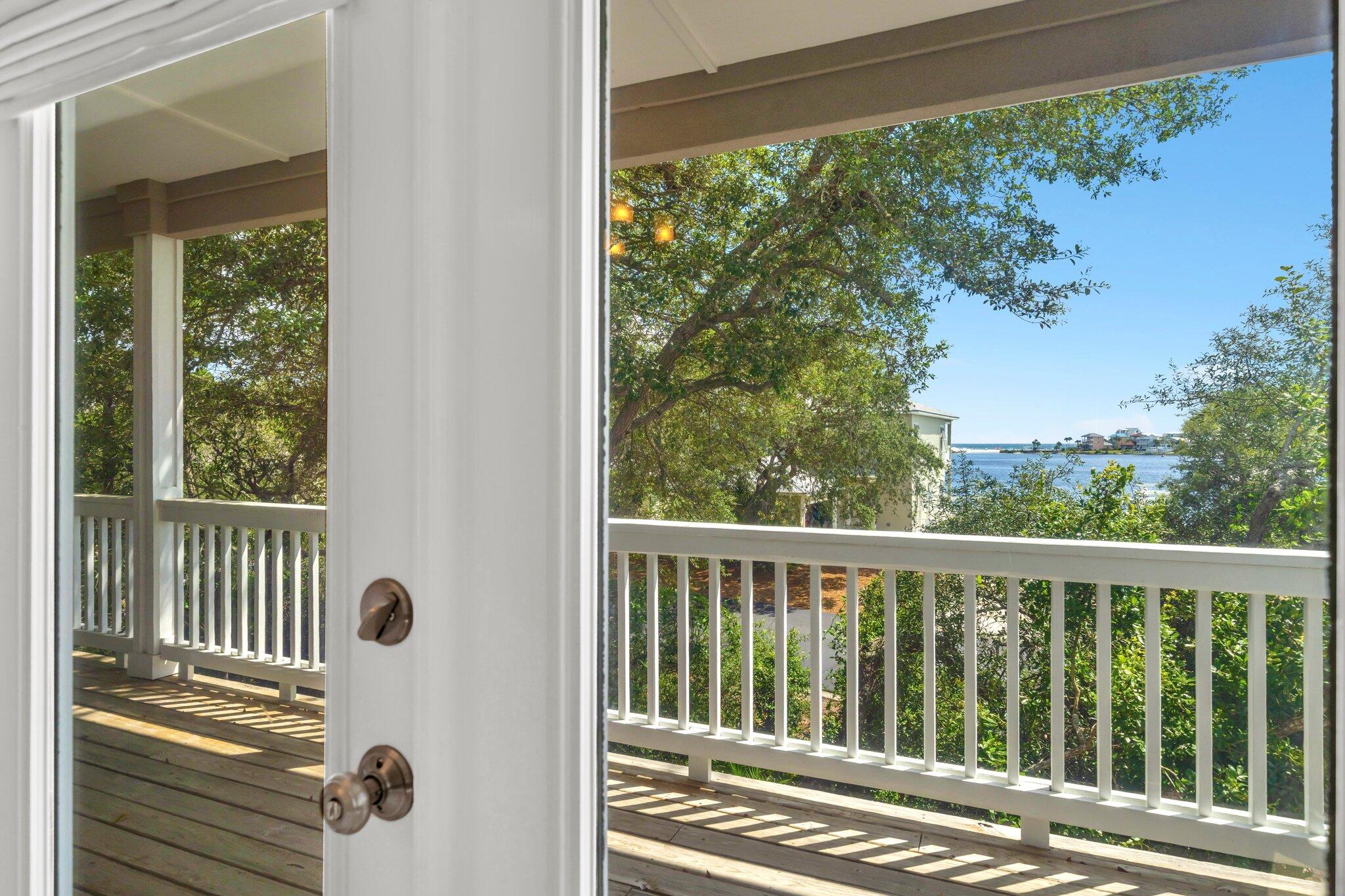LAKEWOOD  POINTE ESTATES - Residential