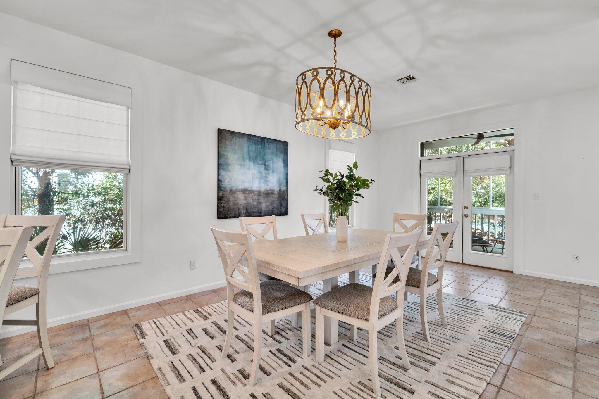 LAKEWOOD  POINTE ESTATES - Residential
