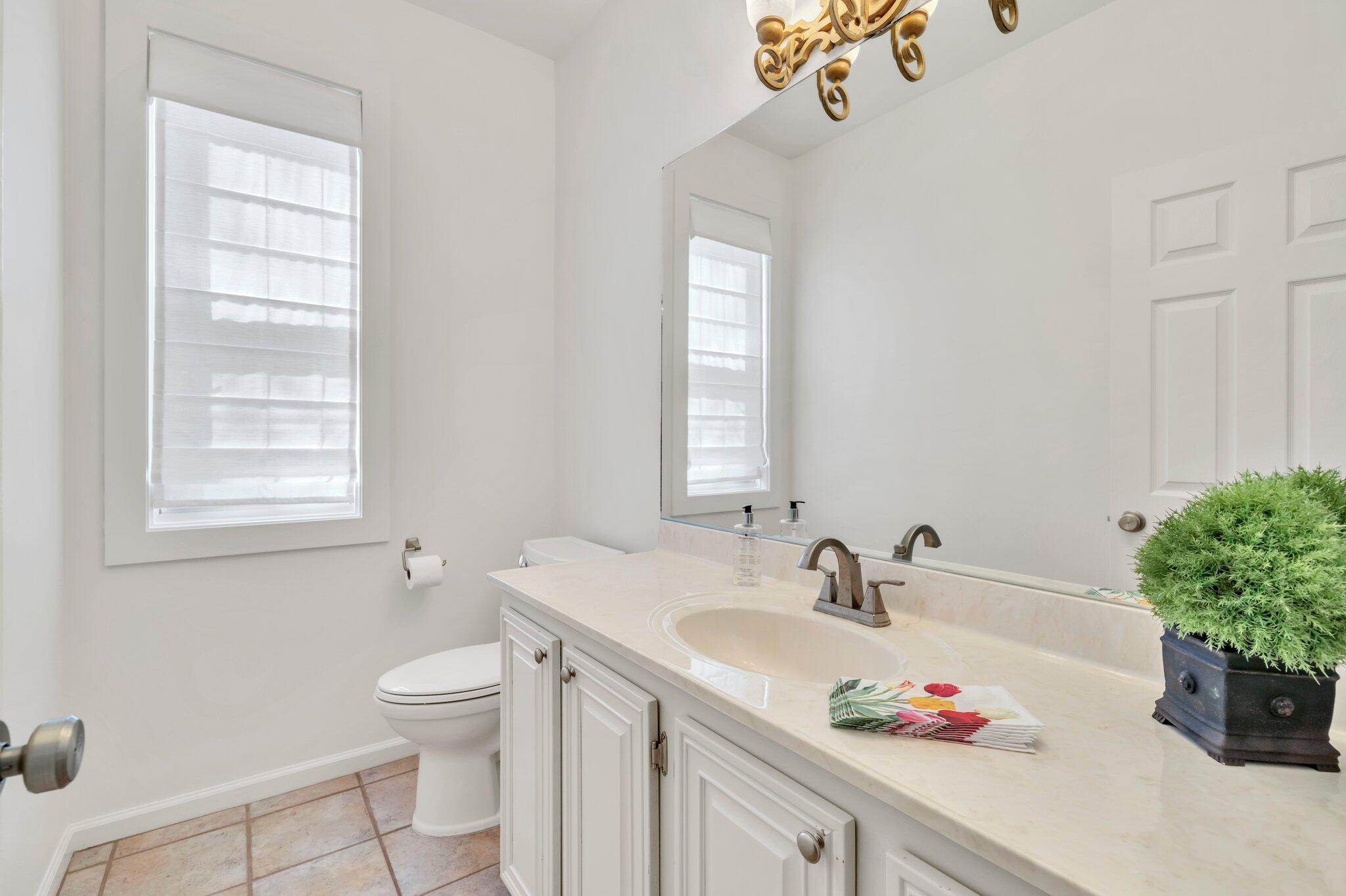 LAKEWOOD  POINTE ESTATES - Residential