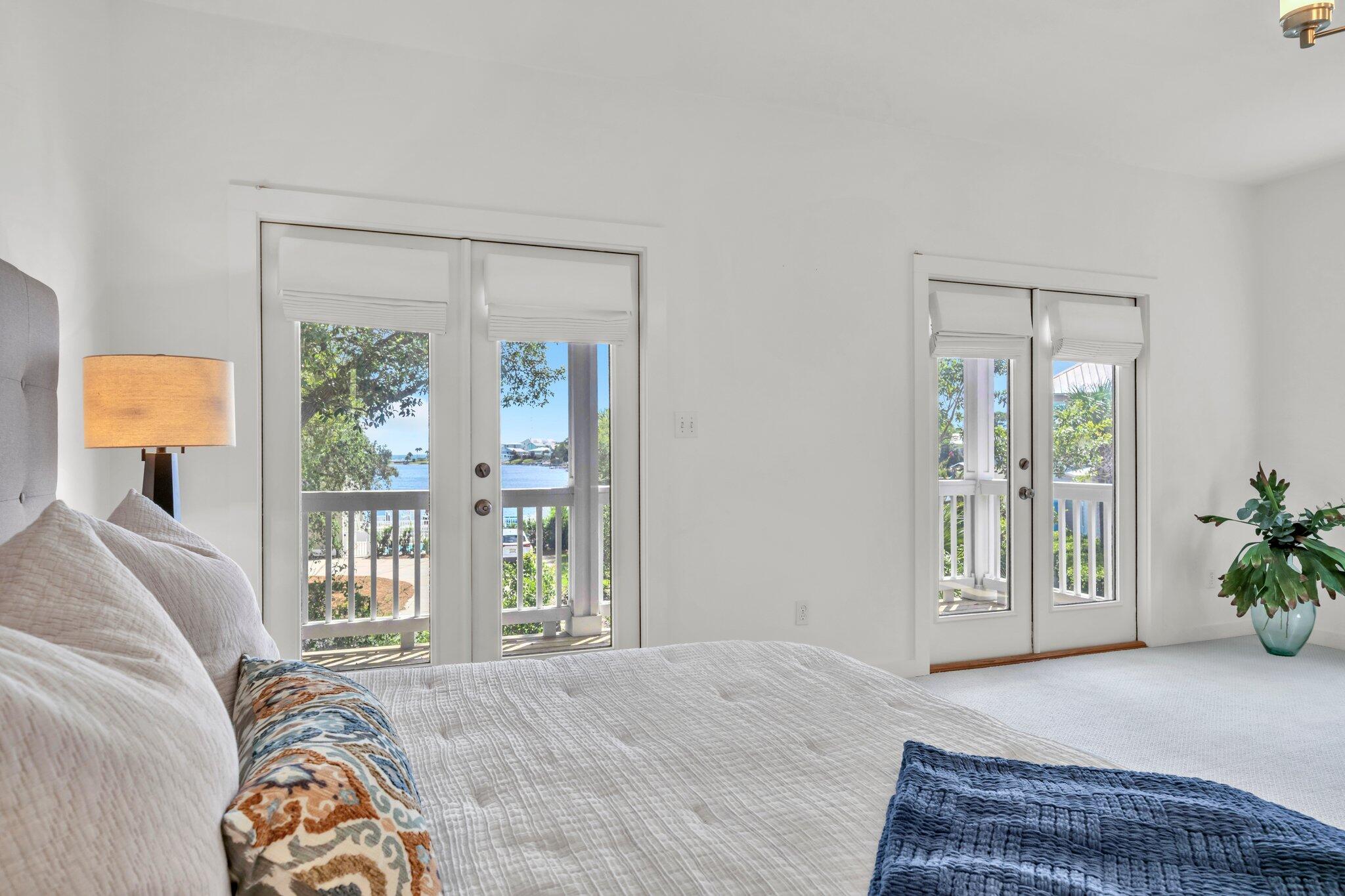 LAKEWOOD  POINTE ESTATES - Residential