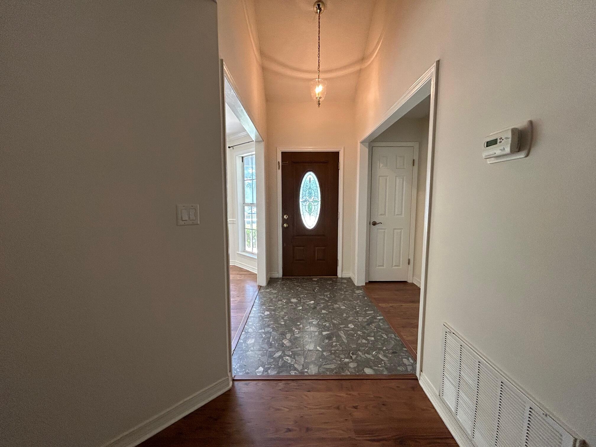 RIVERSIDE NORTH - Residential Lease
