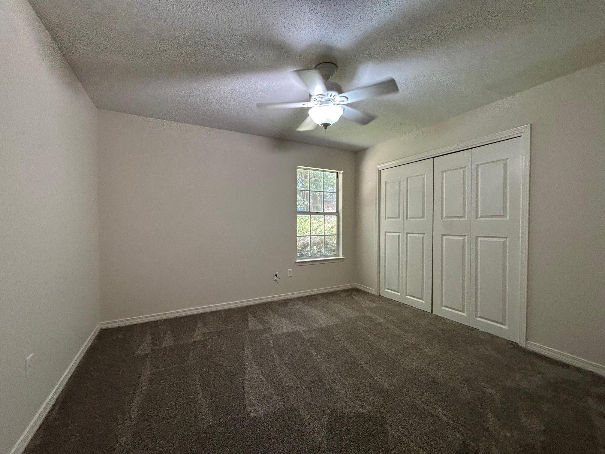 RIVERSIDE NORTH - Residential Lease