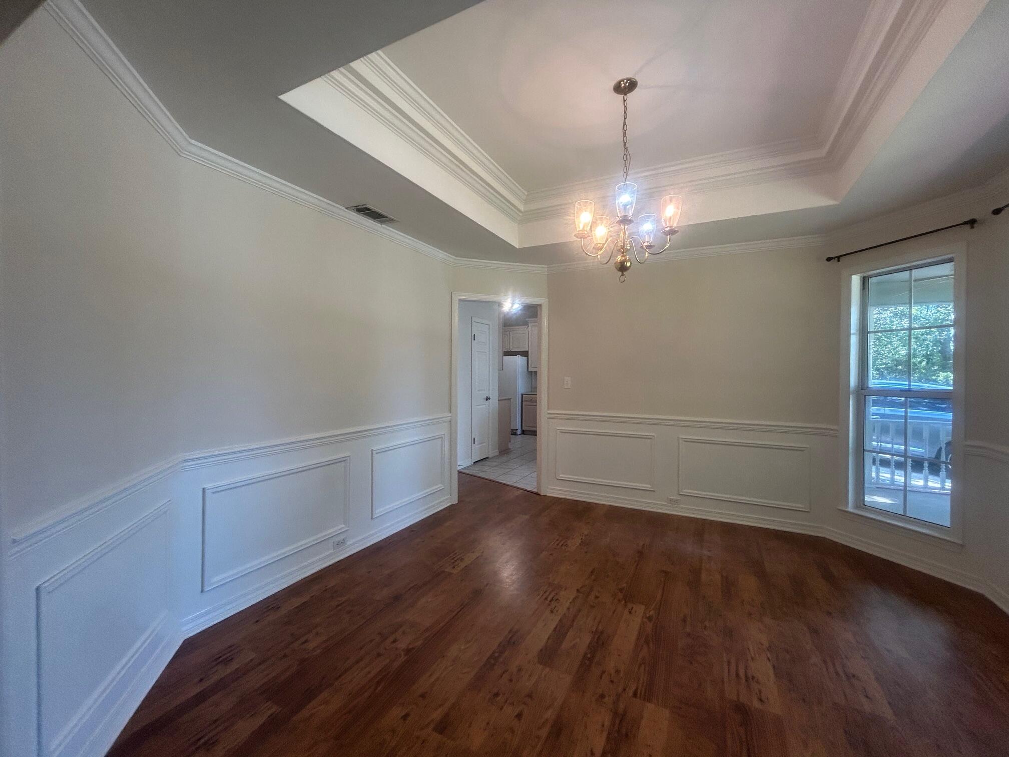 RIVERSIDE NORTH - Residential Lease