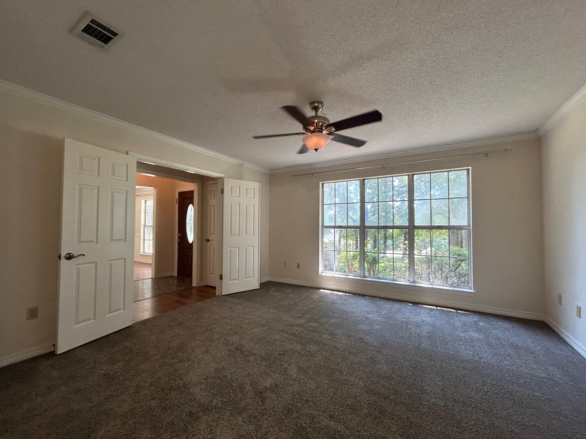 RIVERSIDE NORTH - Residential Lease