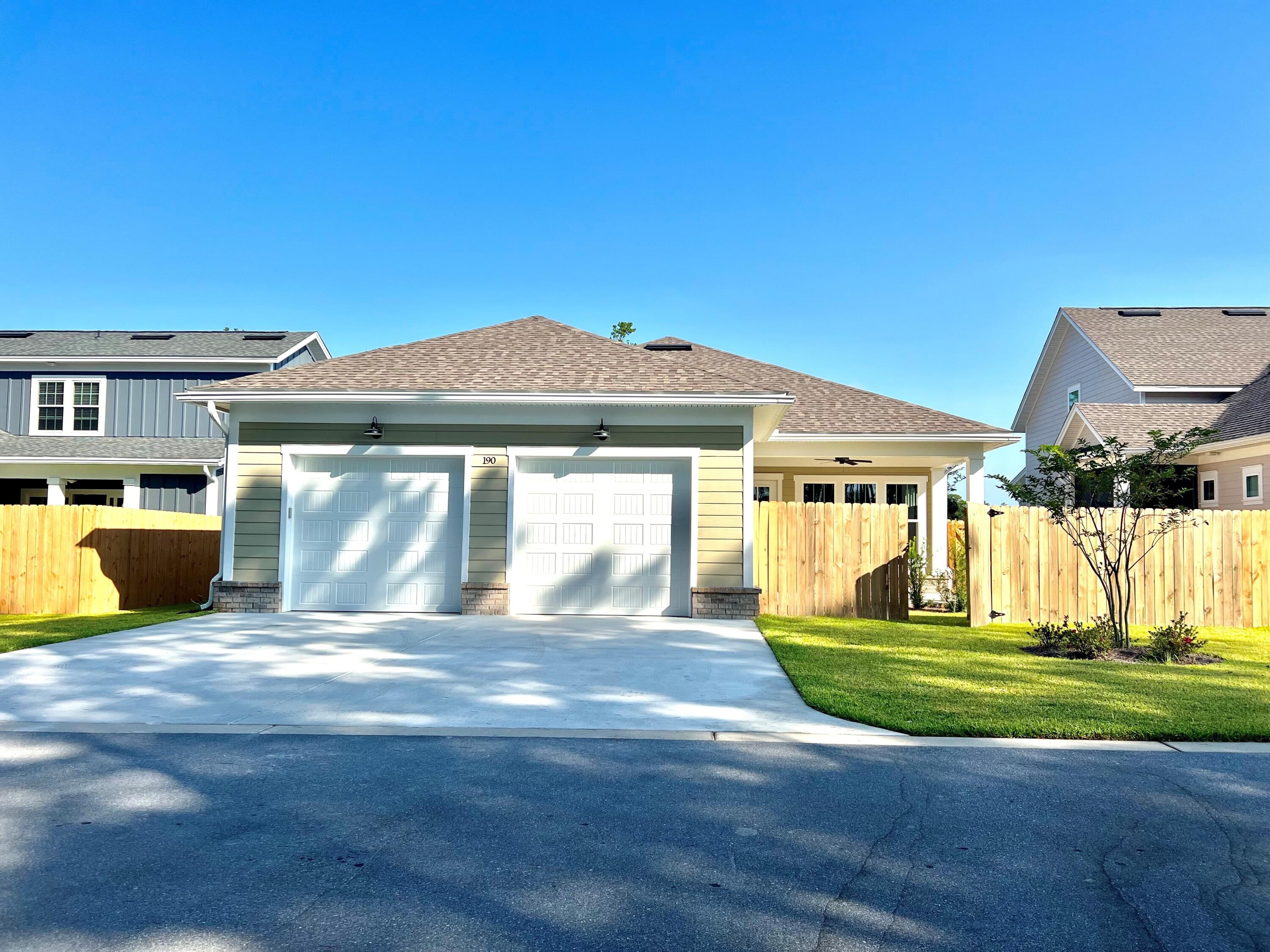 DEER MOSS CREEK - Residential