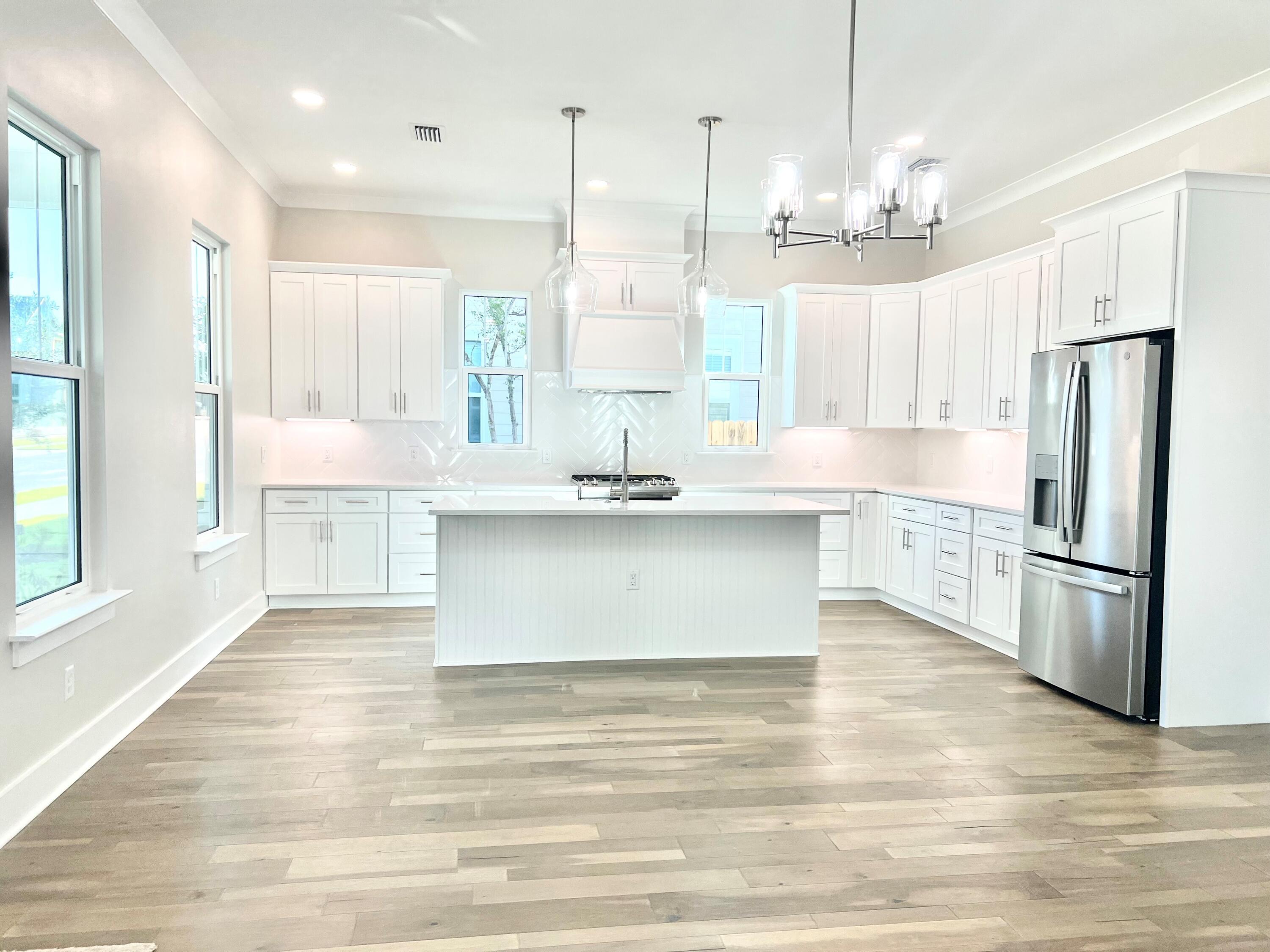 DEER MOSS CREEK - Residential