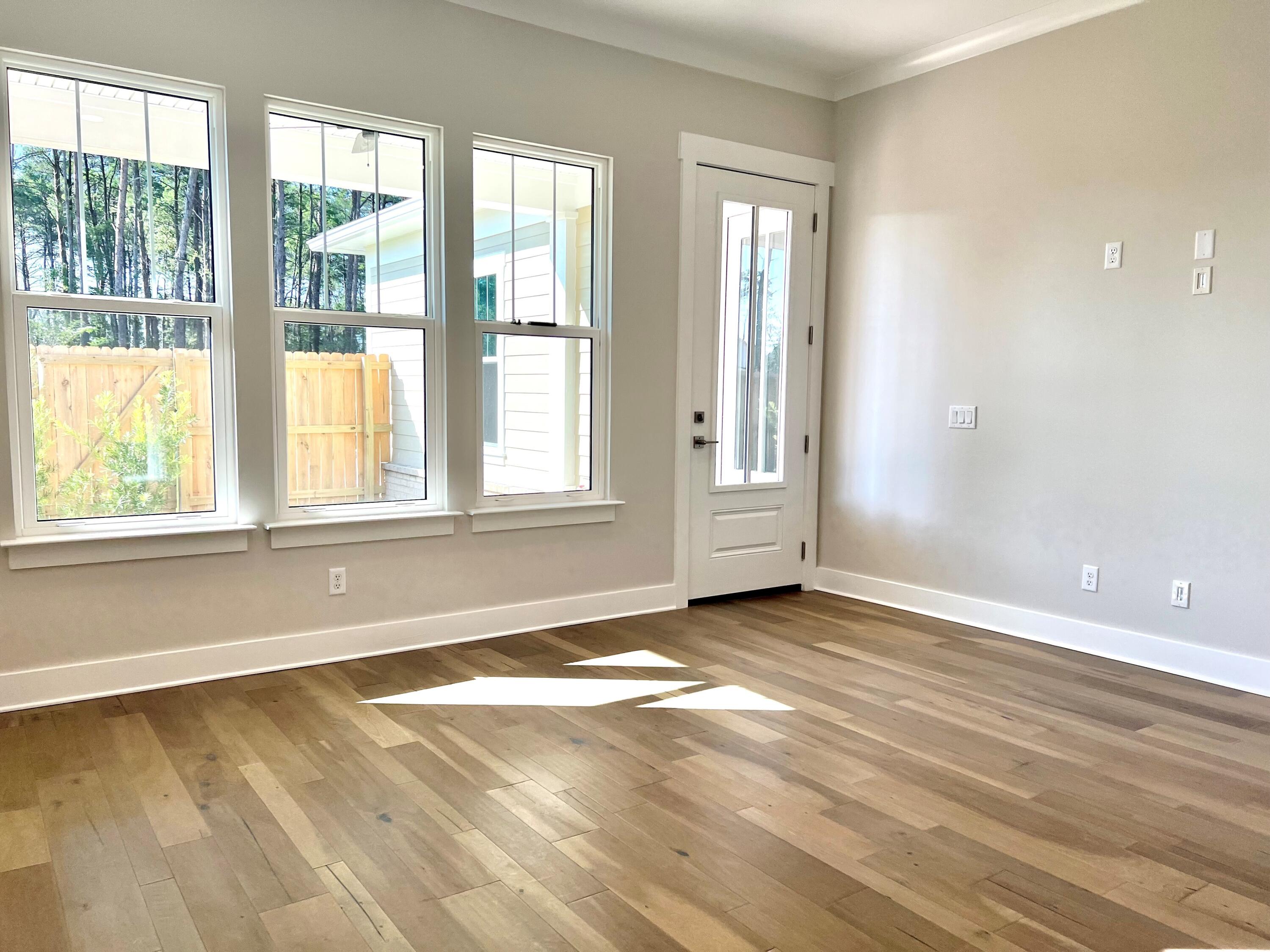 DEER MOSS CREEK - Residential