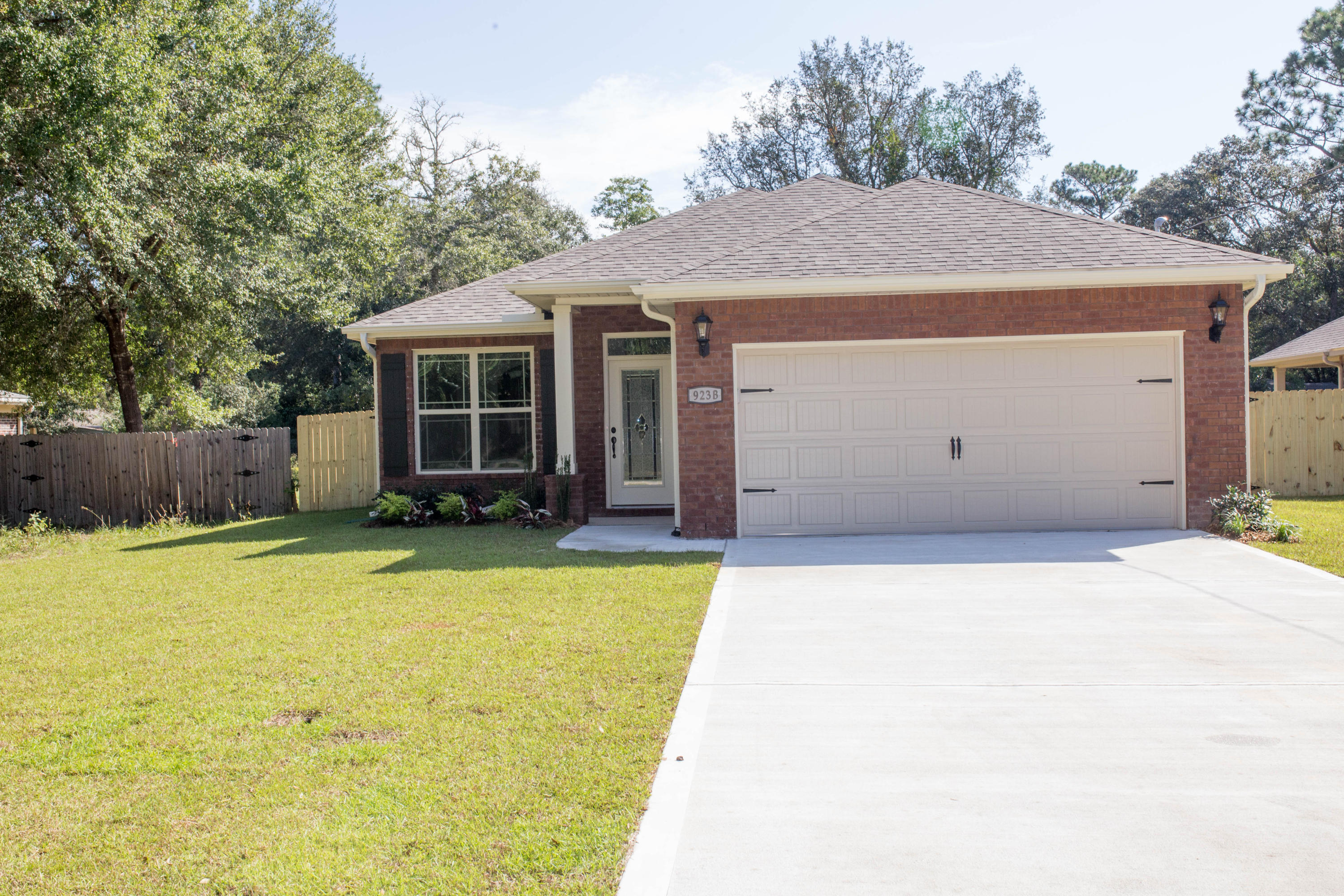 EAST WRIGHT - Residential