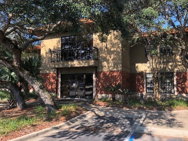 Class A, 2 story free standing office building, elevator, break room, men and womens restrooms, nice large conference room with conference table,Unit is located on the 1st floor. Located in the Meigs Office Complex in Shalimar on Hwy 85 (Eglin Pkwy) a beautiful office complex just minutes away from Eglin AFB