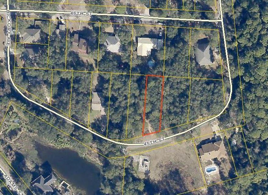 Vacant lot in Niceville.