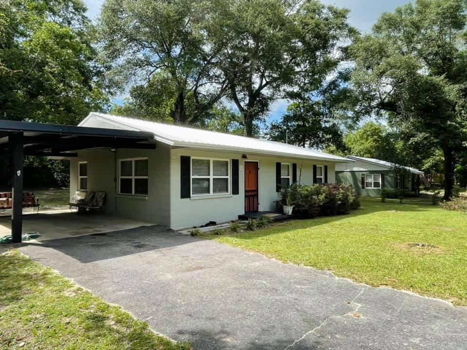 METES & BOUNDS - Residential Lease