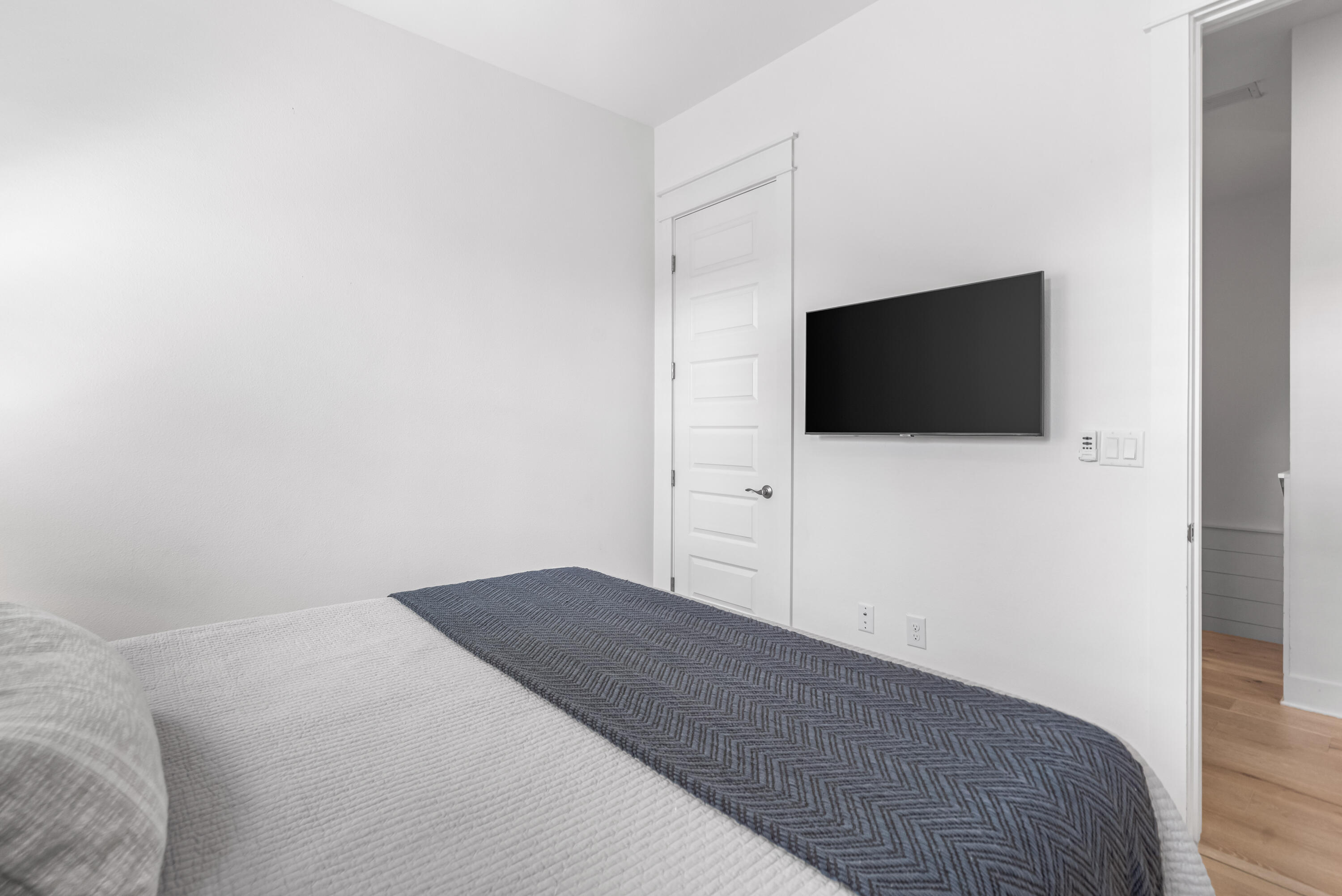 PROMINENCE - Residential