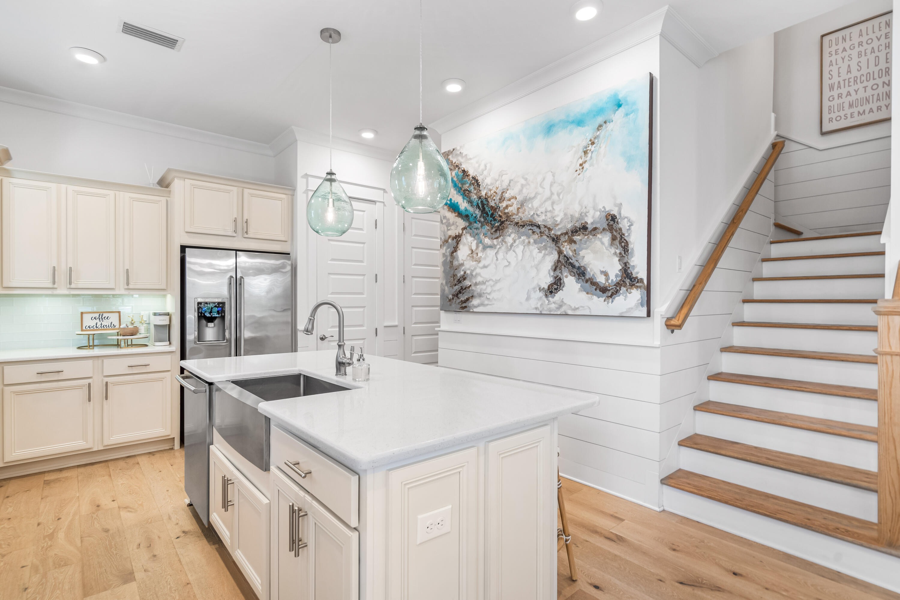 PROMINENCE - Residential