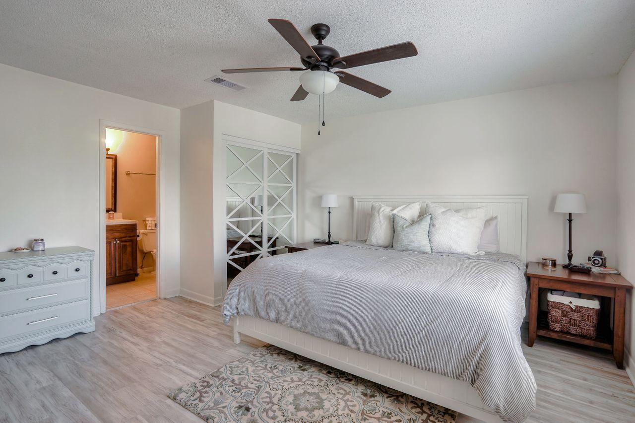 ISLA BLANCA T/H - Residential