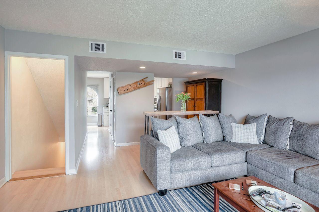 ISLA BLANCA T/H - Residential