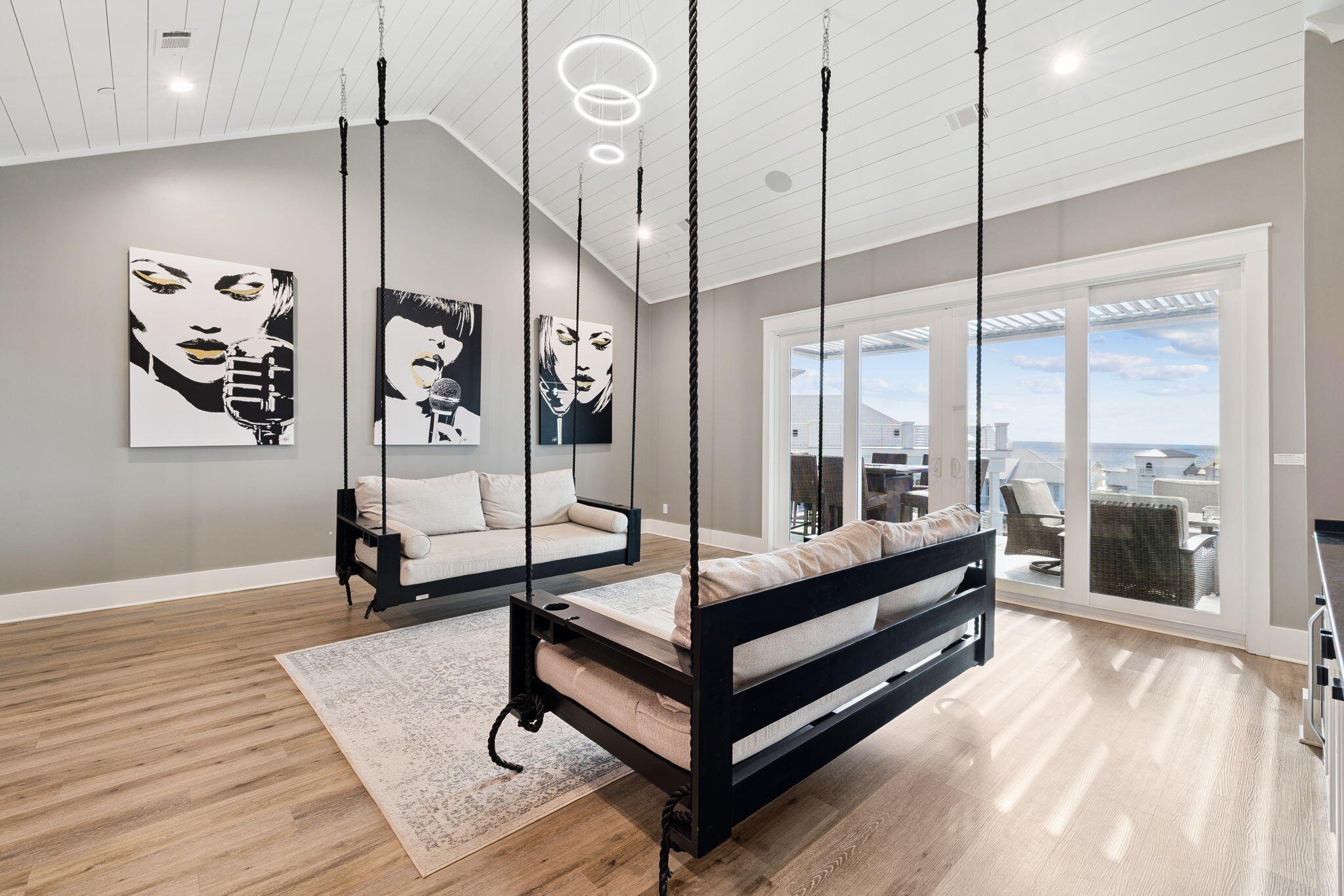 BLUE MOUNTAIN BEACH - Residential