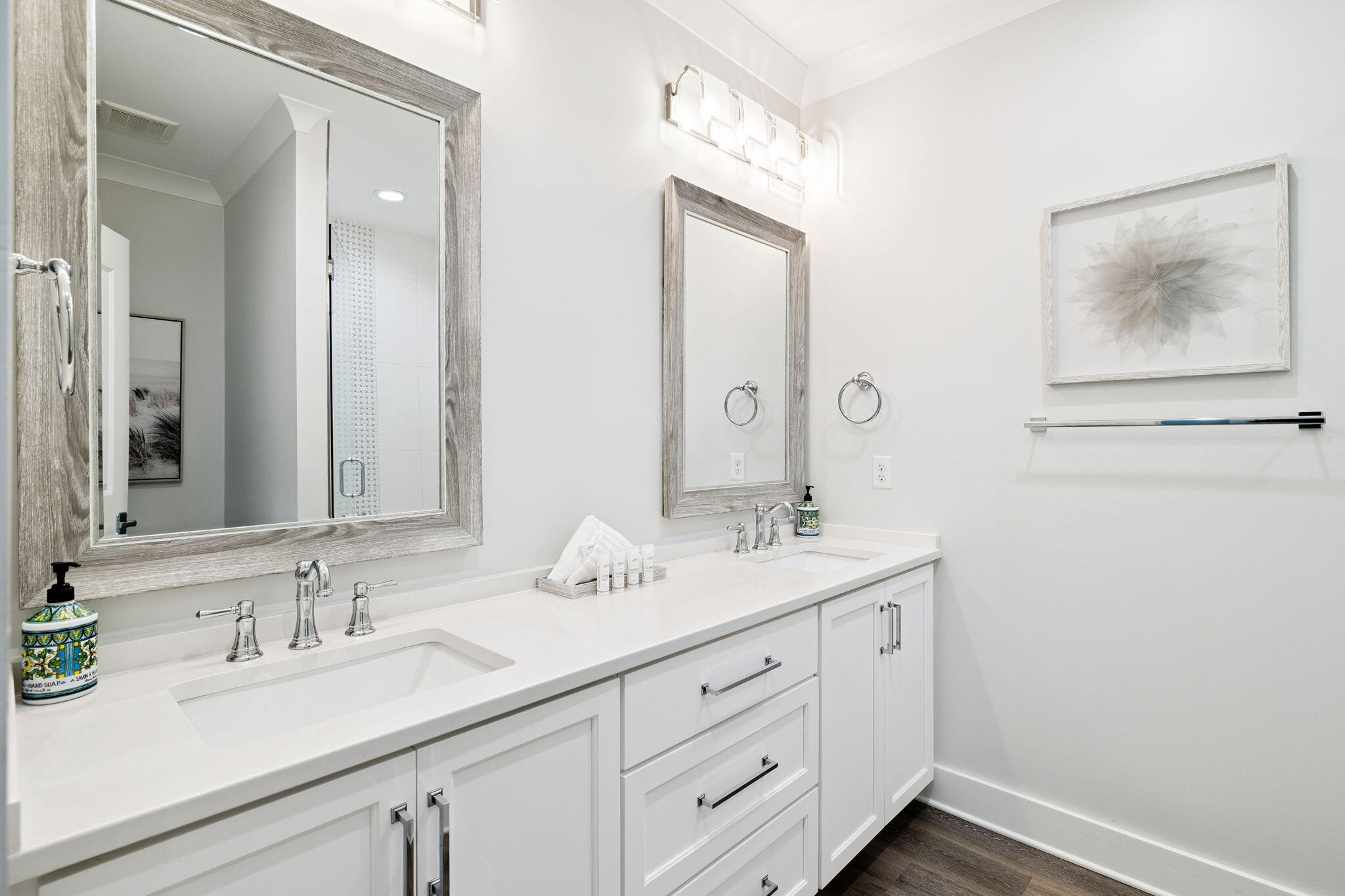 BLUE MOUNTAIN BEACH - Residential