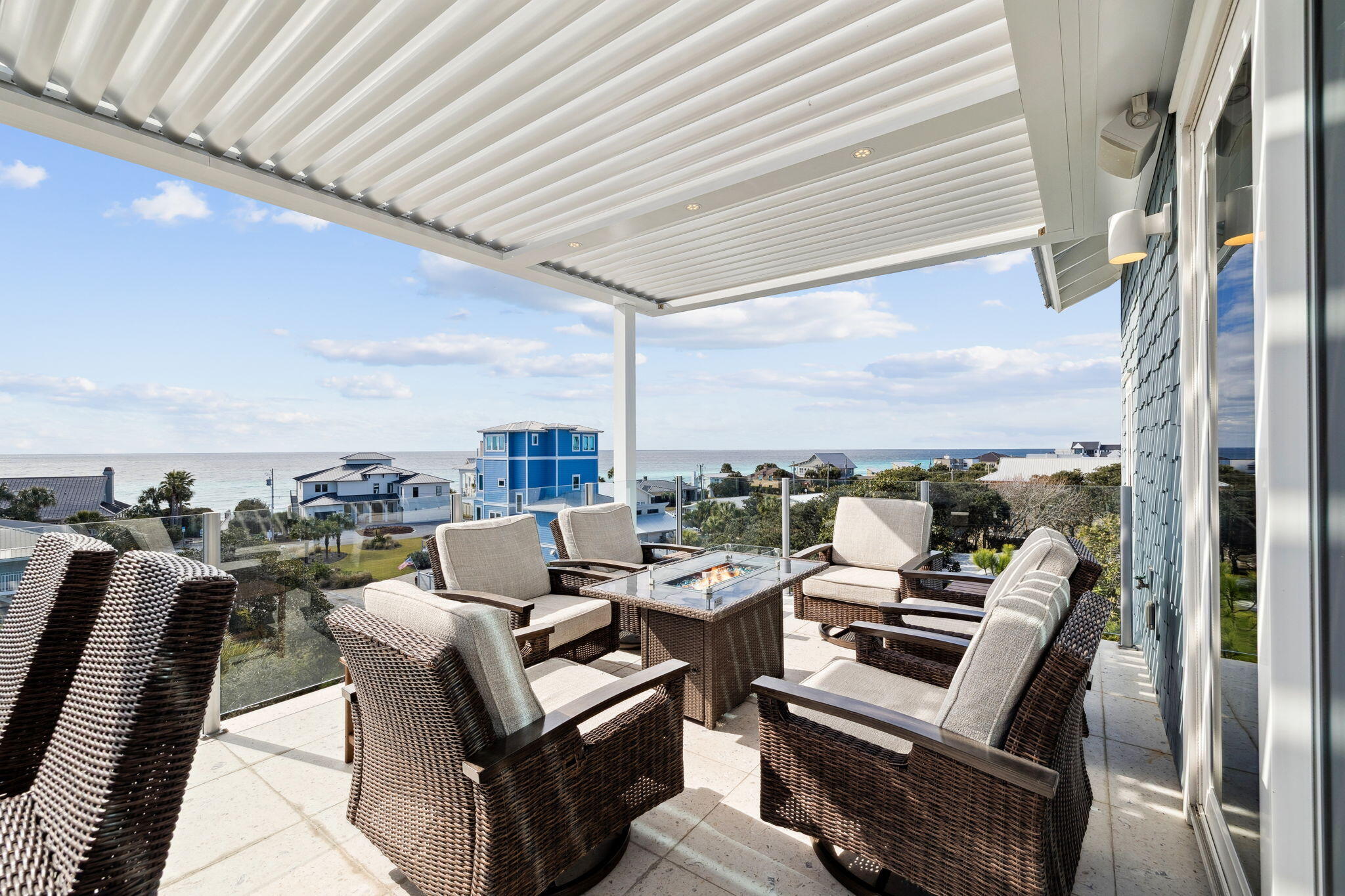 BLUE MOUNTAIN BEACH - Residential