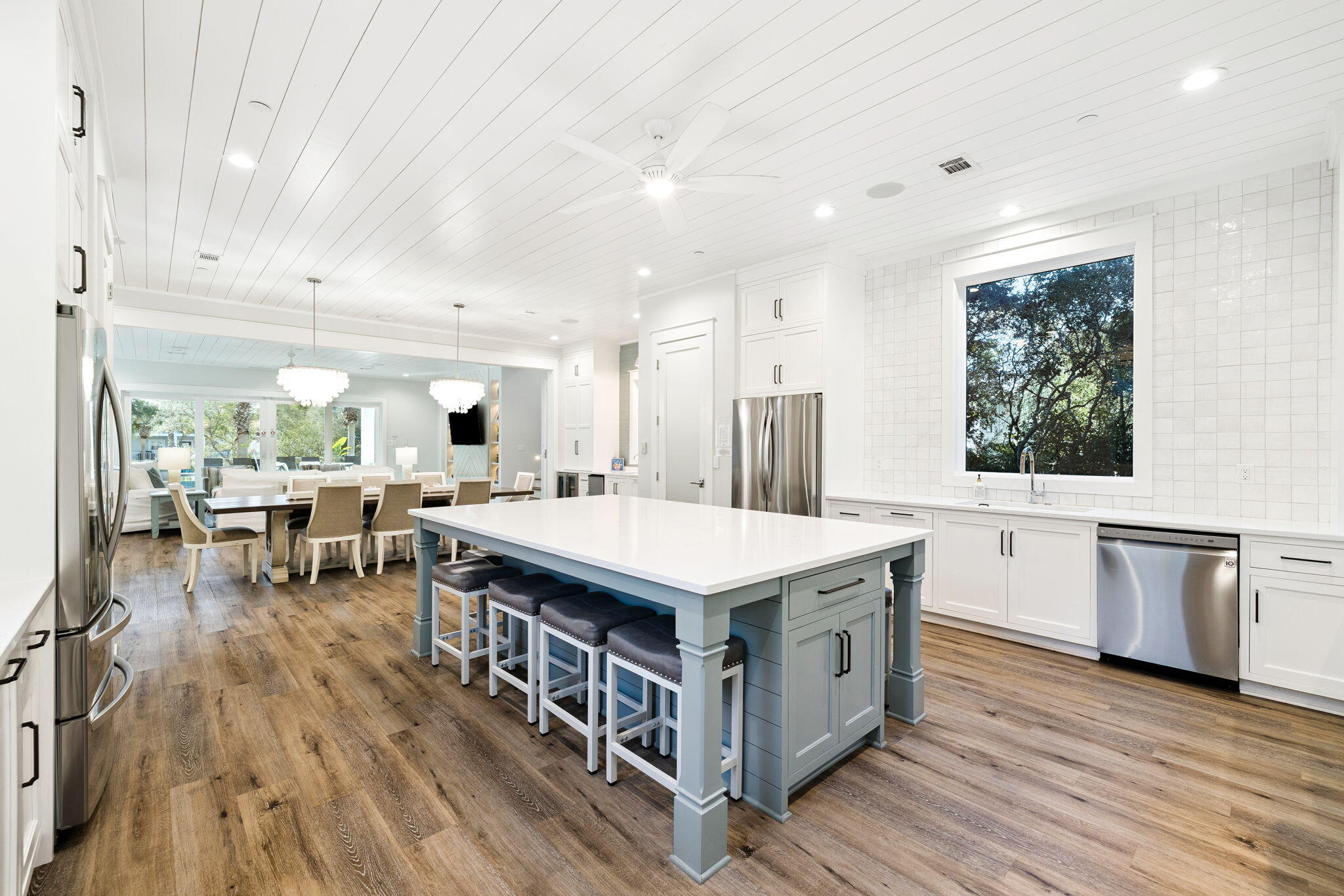 BLUE MOUNTAIN BEACH - Residential