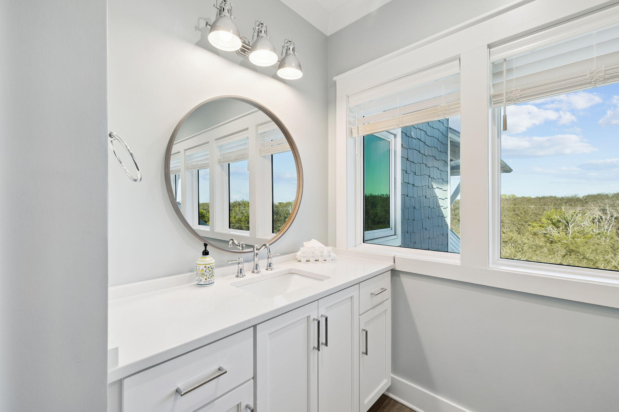 BLUE MOUNTAIN BEACH - Residential