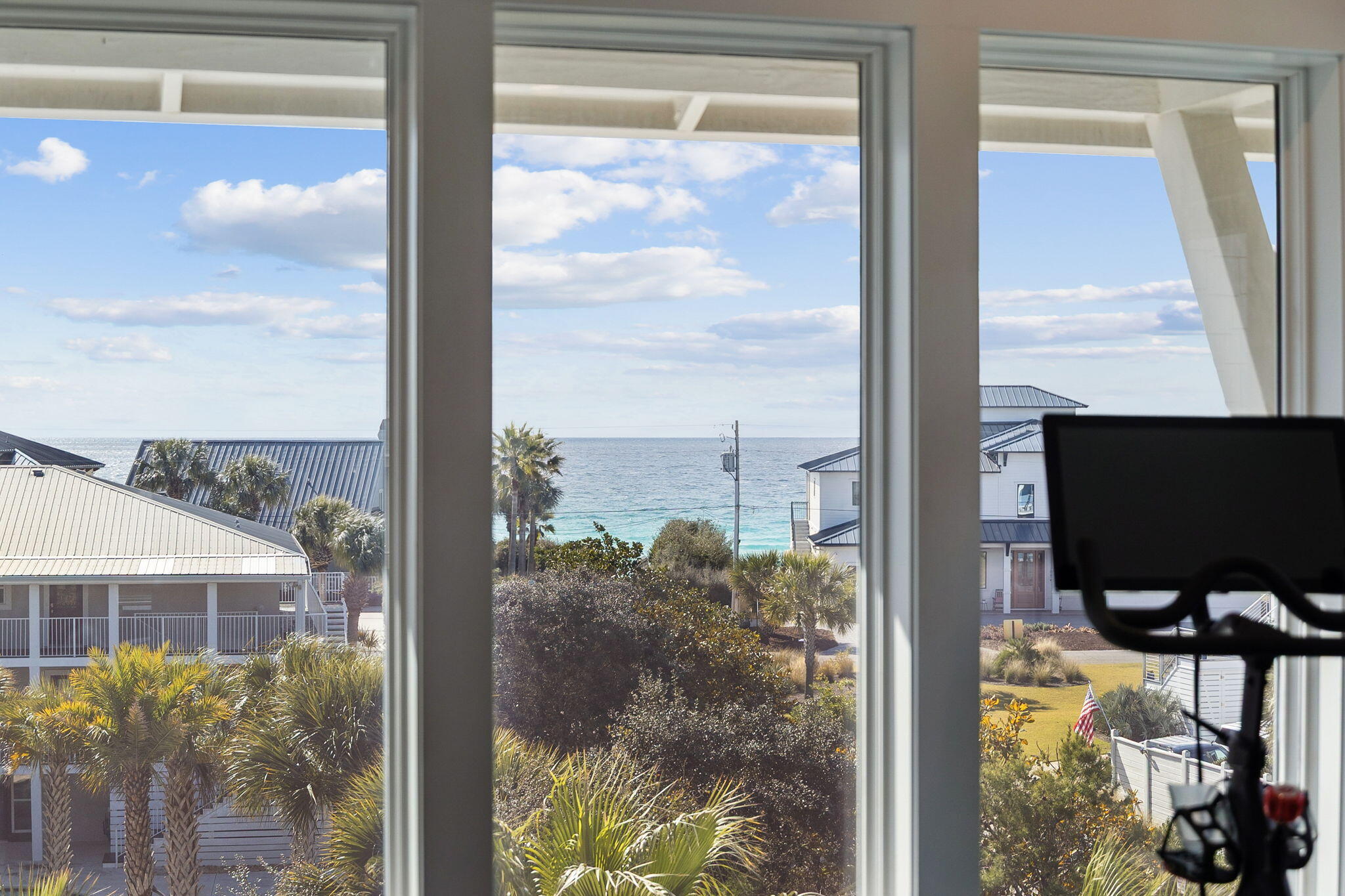 BLUE MOUNTAIN BEACH - Residential