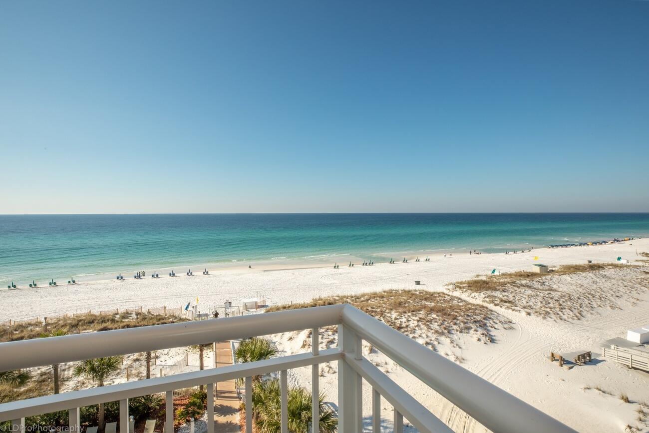 DESTIN TOWERS CONDO - Residential
