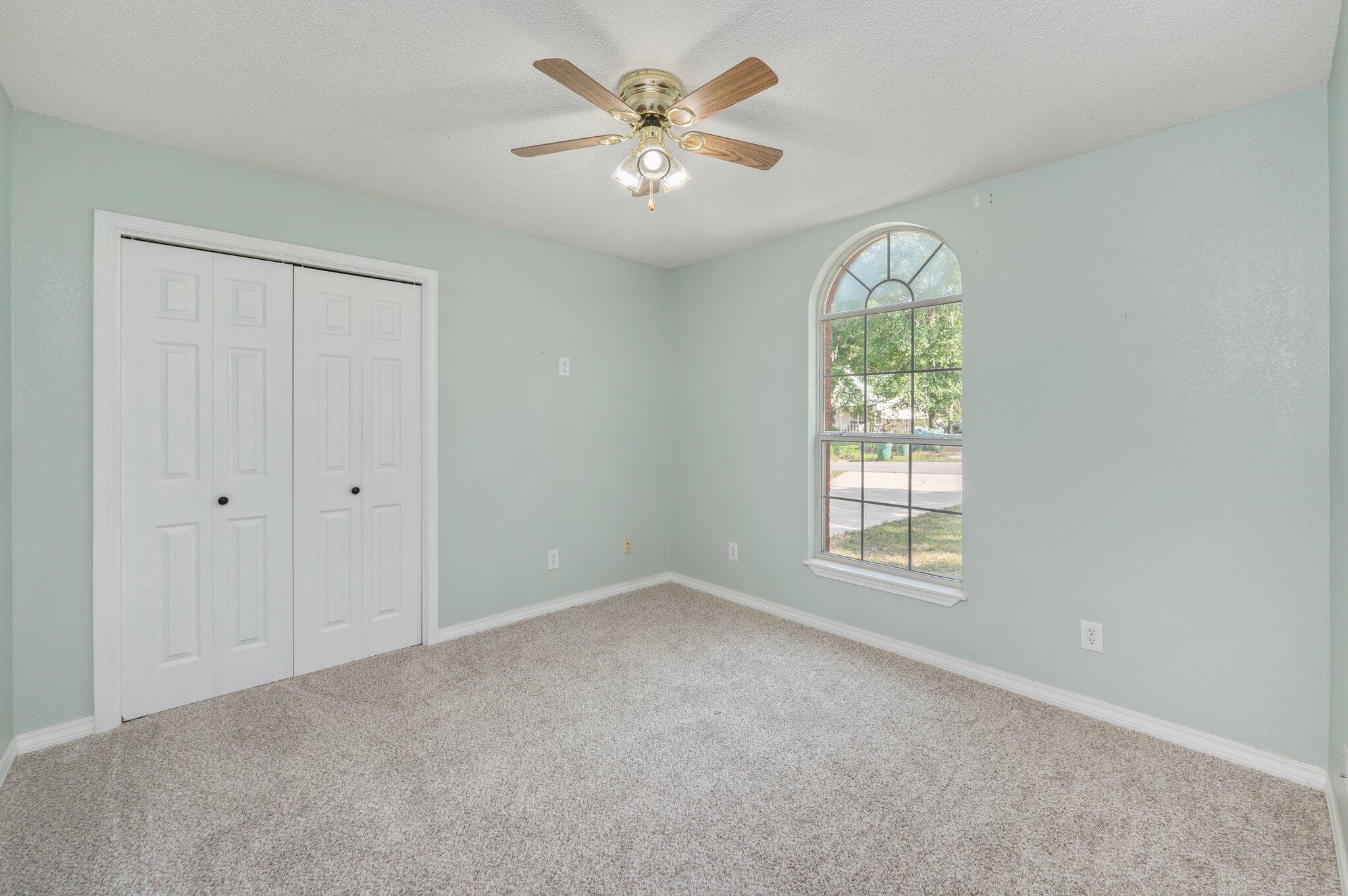 ROLLING HILLS ESTATES - Residential