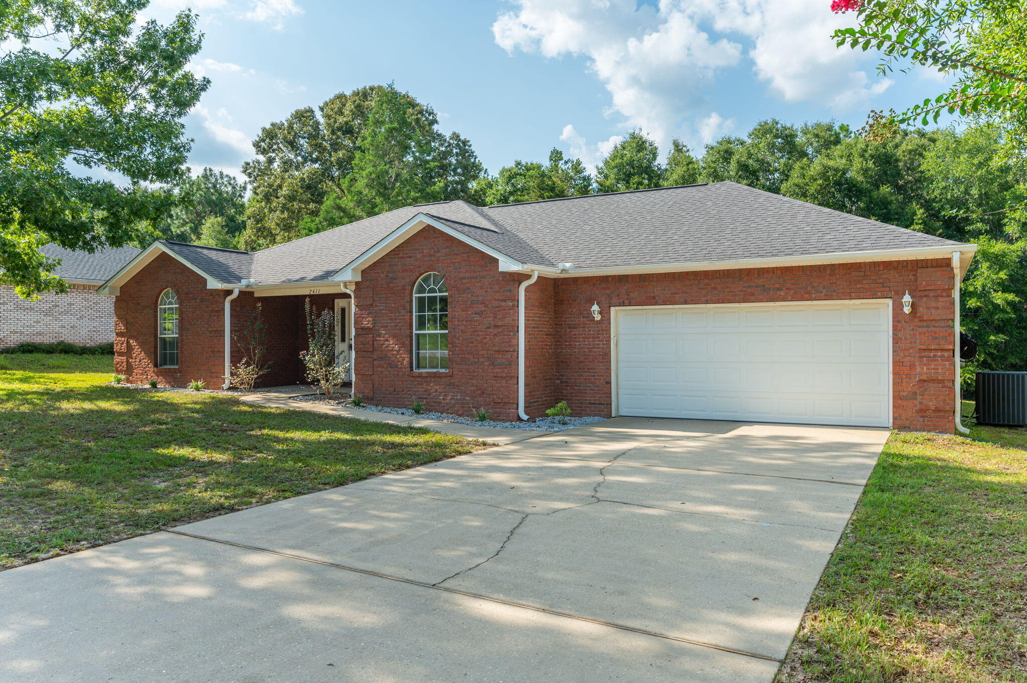 ROLLING HILLS ESTATES - Residential