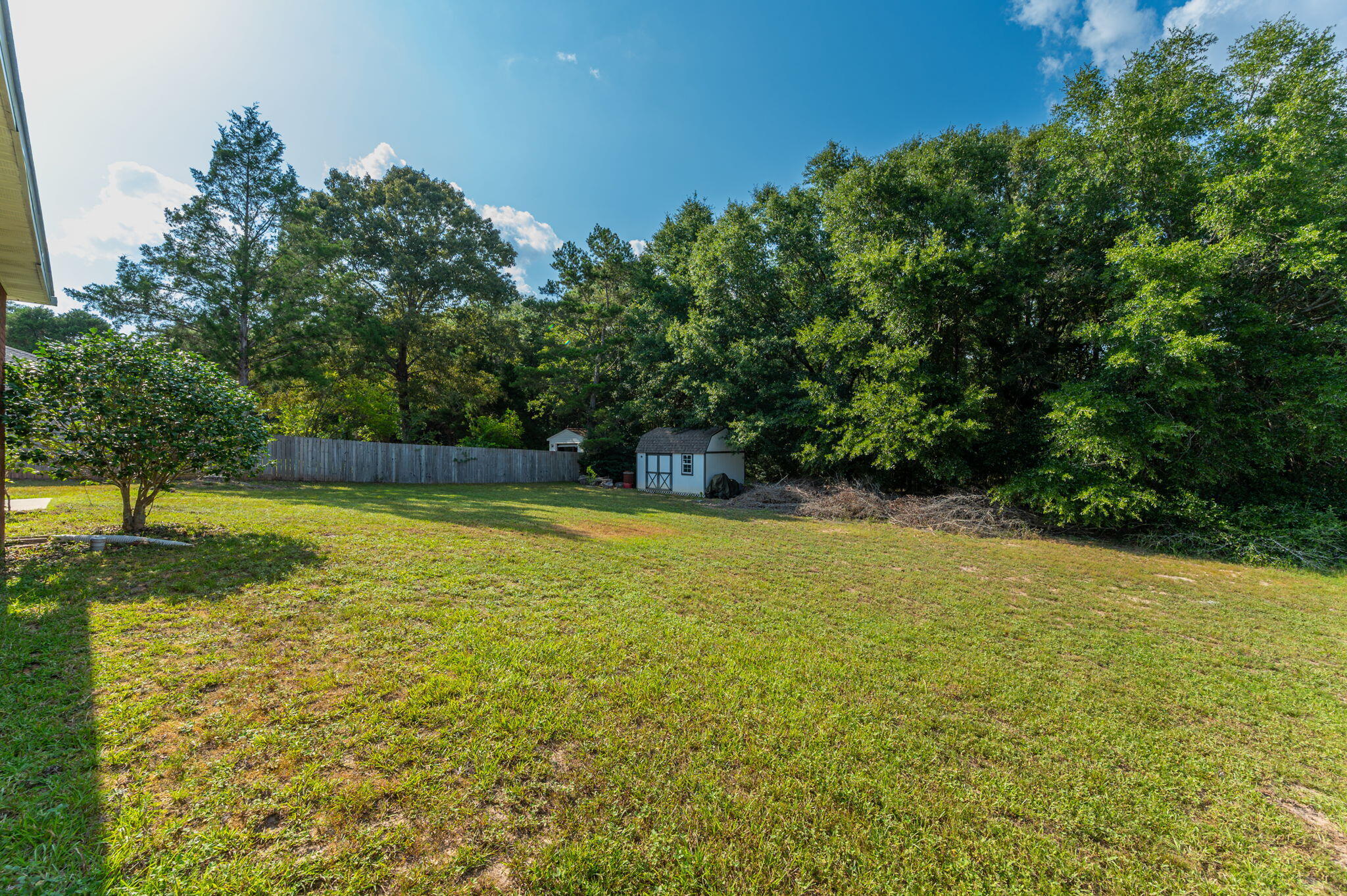 ROLLING HILLS ESTATES - Residential