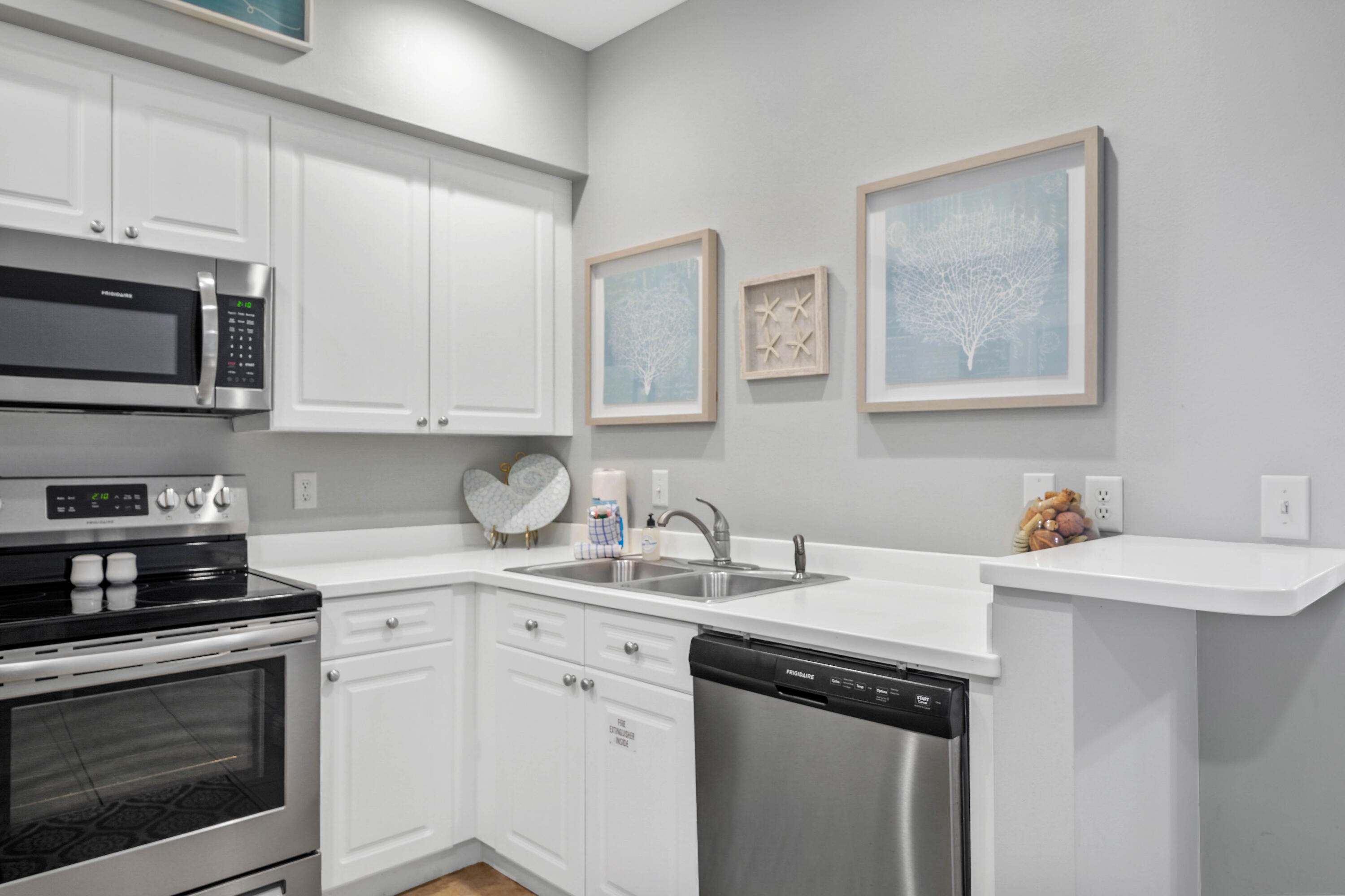 VILLAGE AT BLUE MOUNTAIN BEACH - Residential